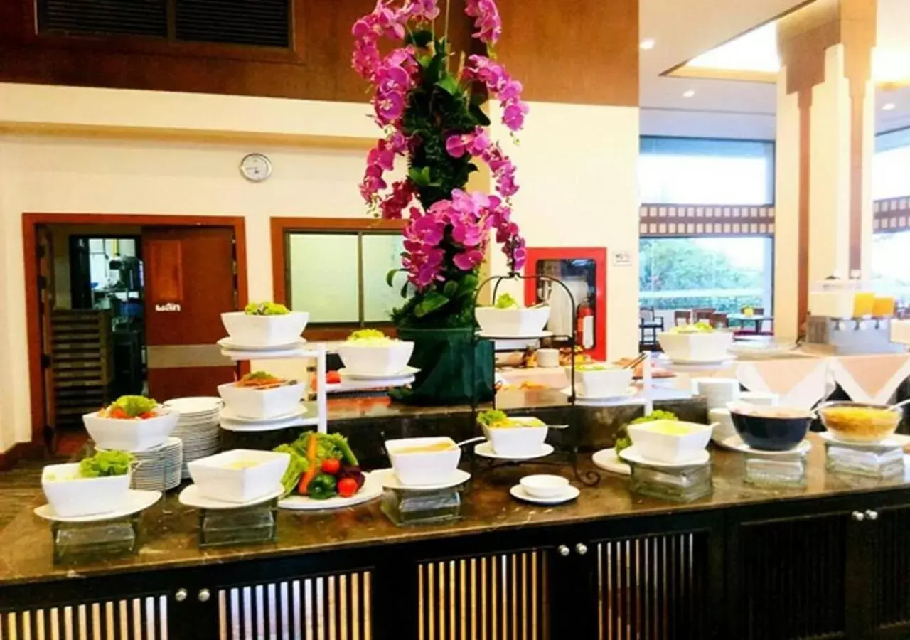 Buffet breakfast in Garden Sea View Resort