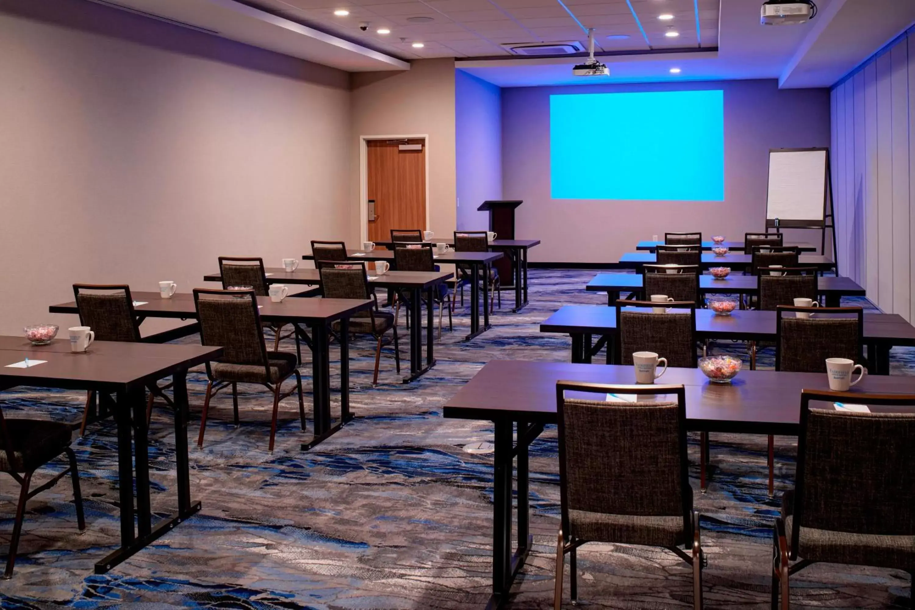 Meeting/conference room in Fairfield Inn & Suites by Marriott Columbus, IN