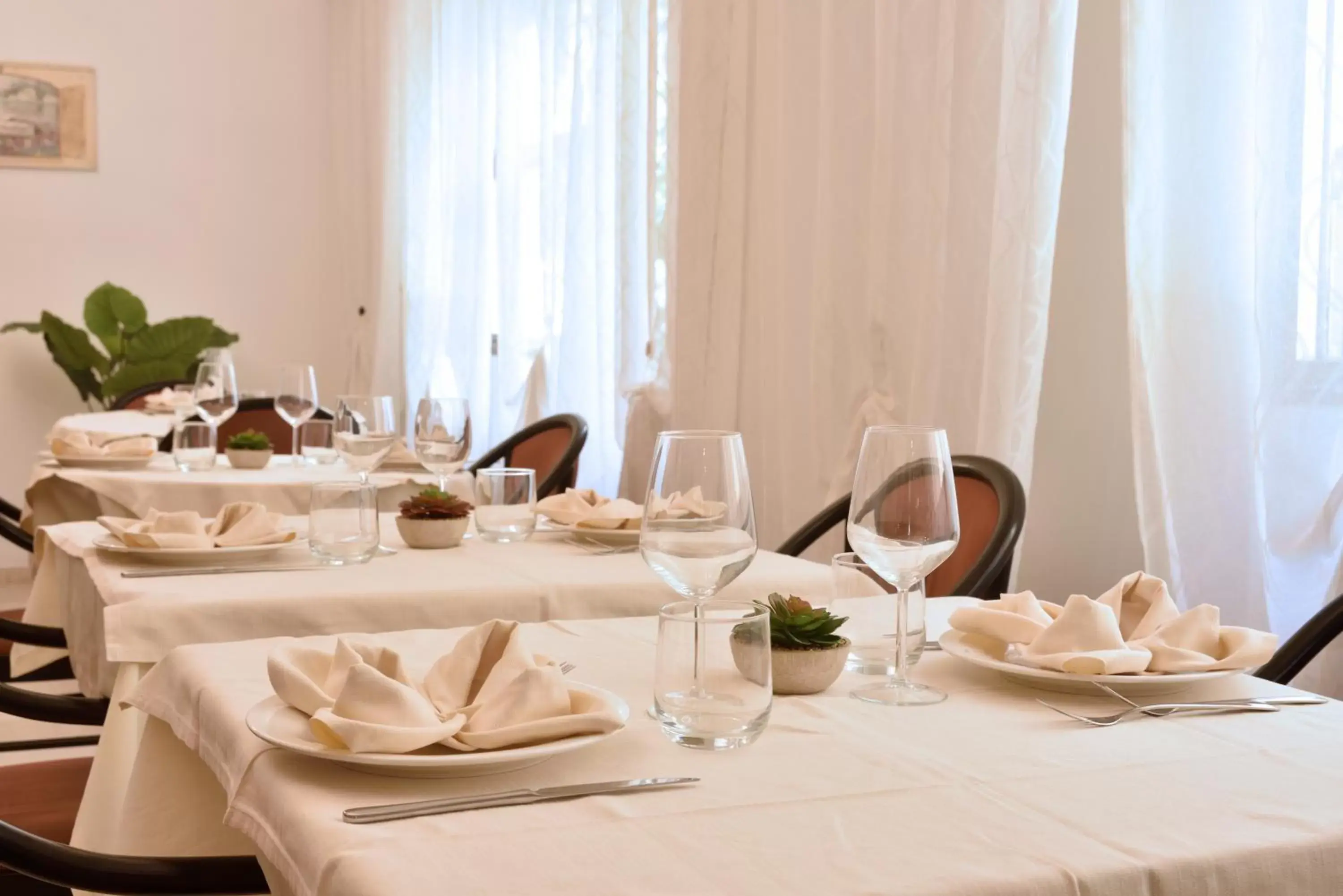 Dining area, Restaurant/Places to Eat in Hotel Morchio Mhotelsgroup