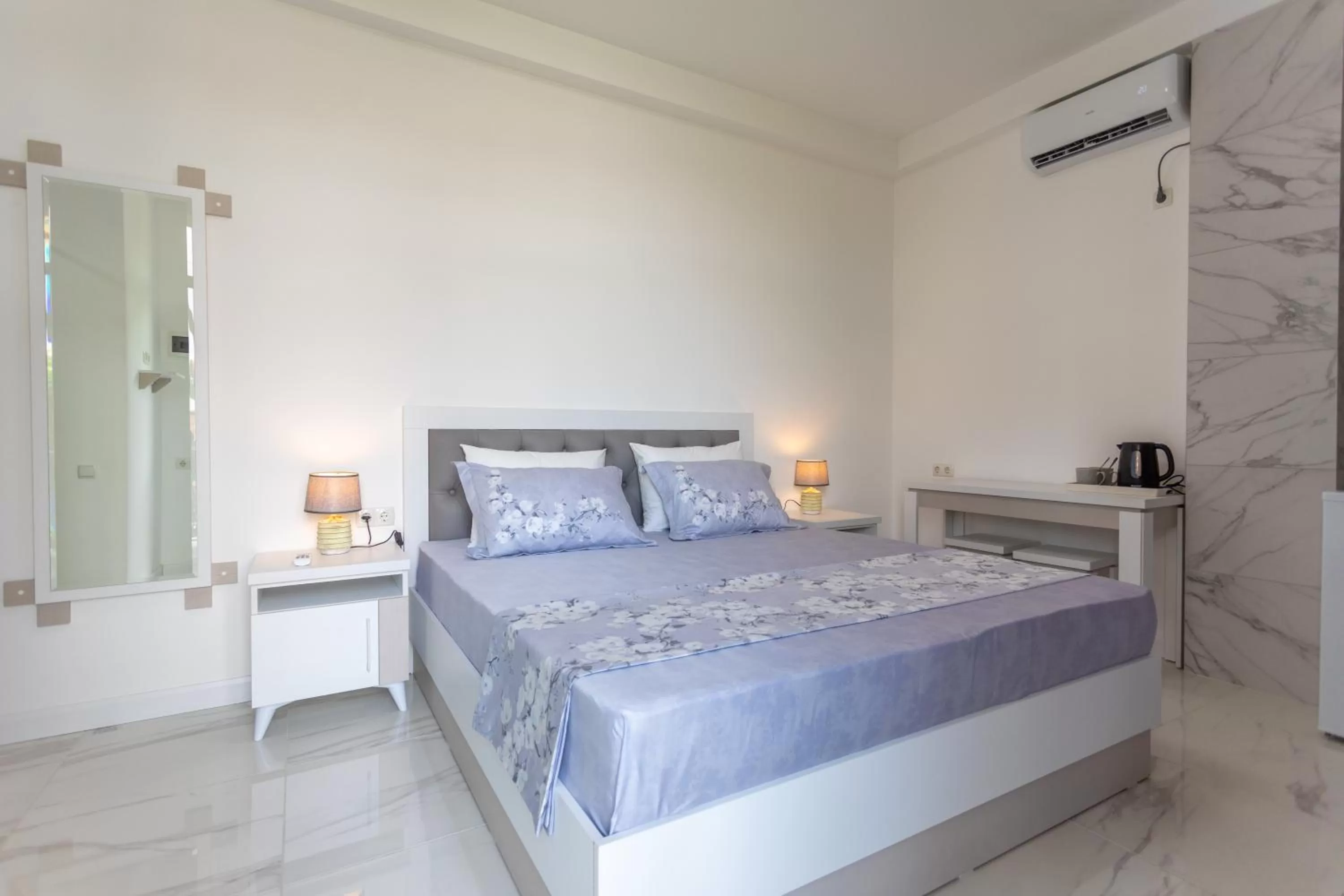 Bed in Hotel Paradise Road