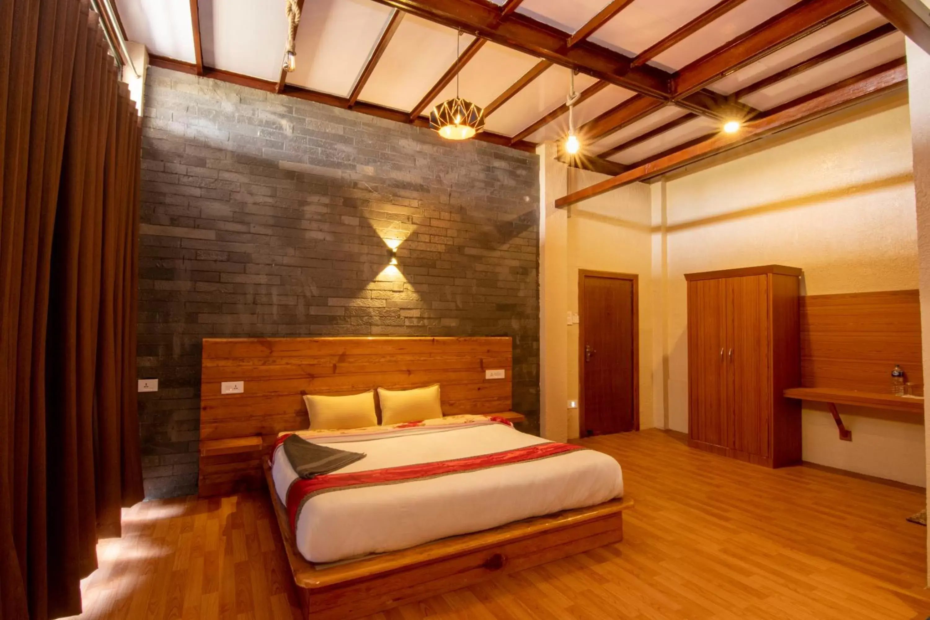 Bed in Peaceful Cottage & Cafe Du Mont Bed in Peaceful Cottage & Cafe Du Mont