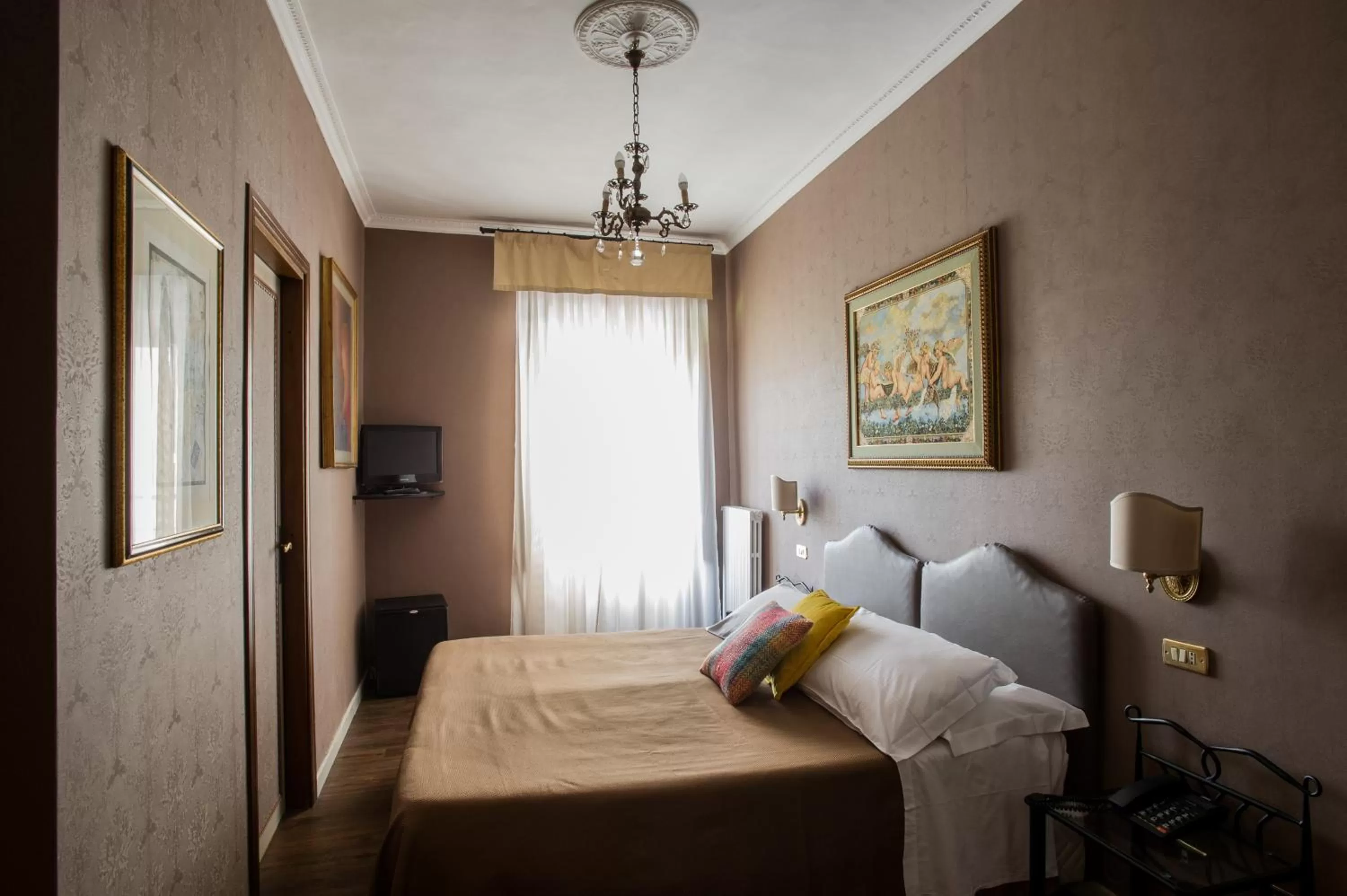 Day, Bed in Hotel Residenza In Farnese