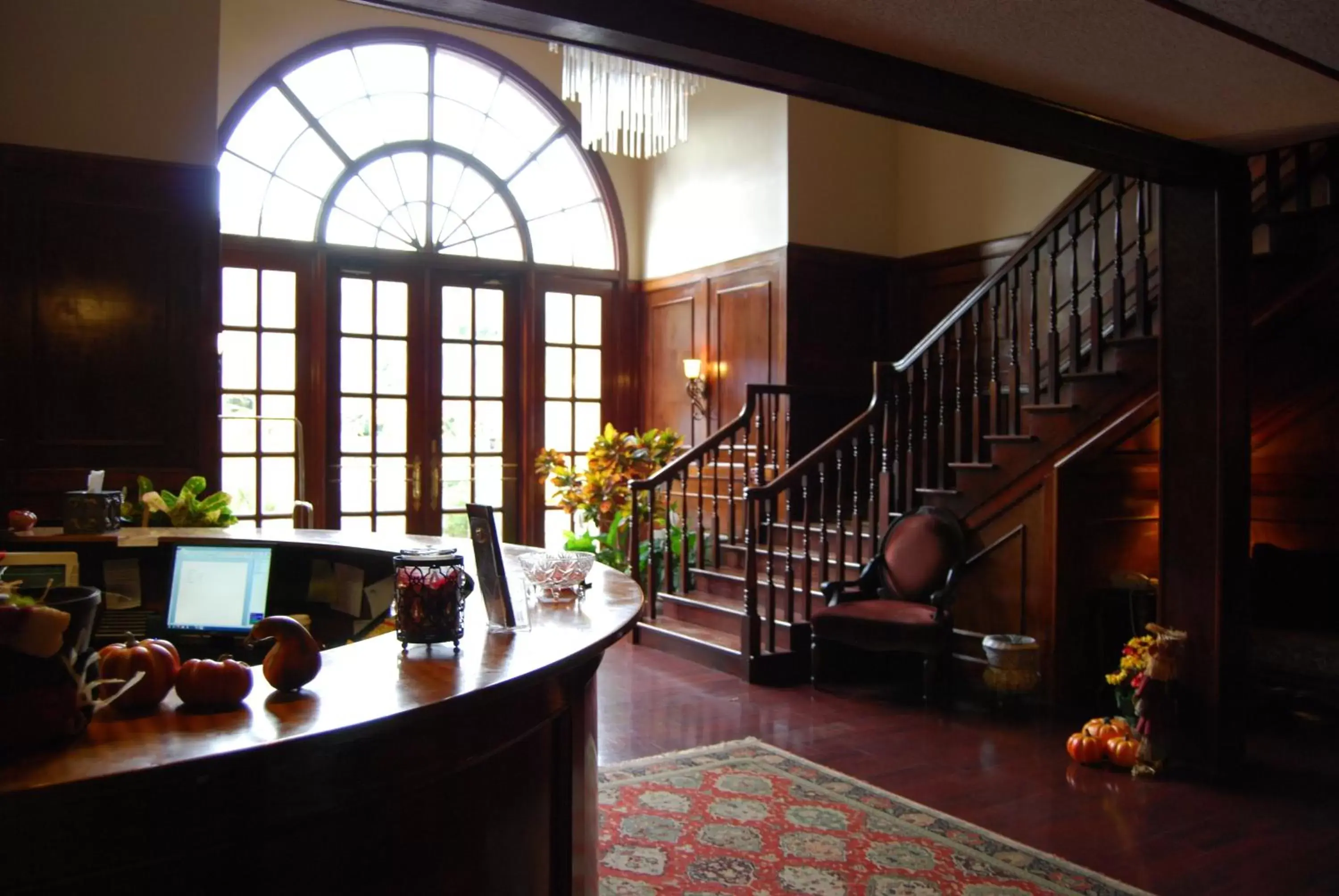 Lobby or reception in Colts Neck Inn Hotel