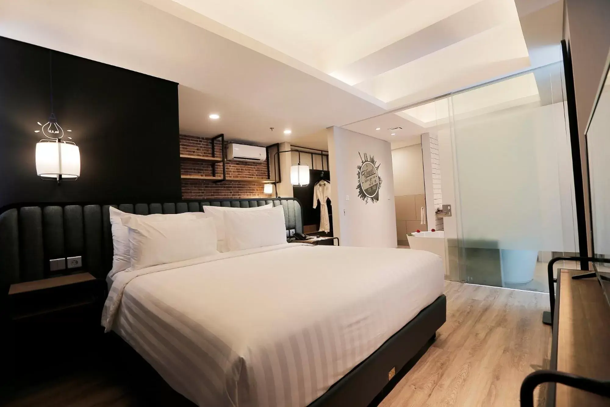 Bed in Luminor Hotel Purwokerto By WH
