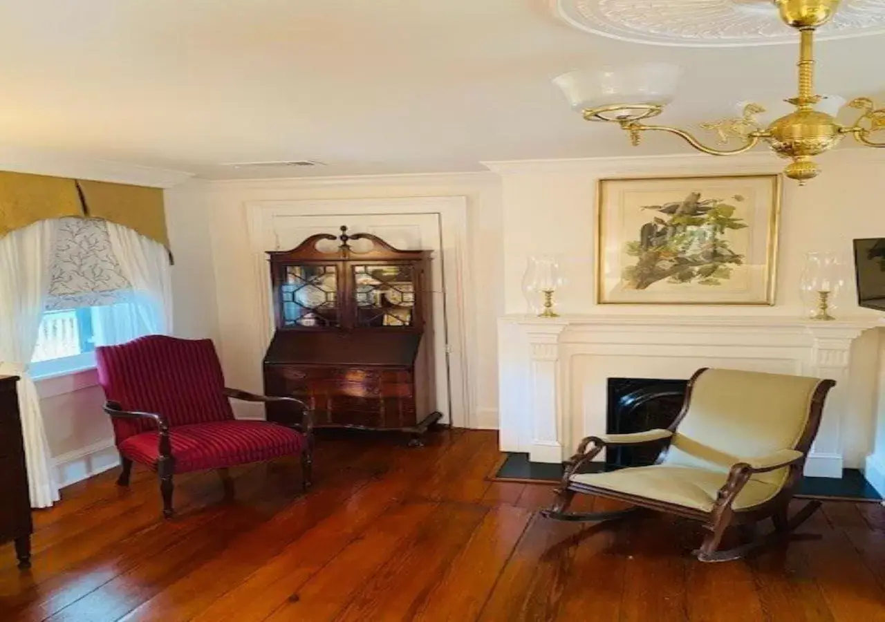 Seating Area in Linden - A Historic Bed and Breakfast