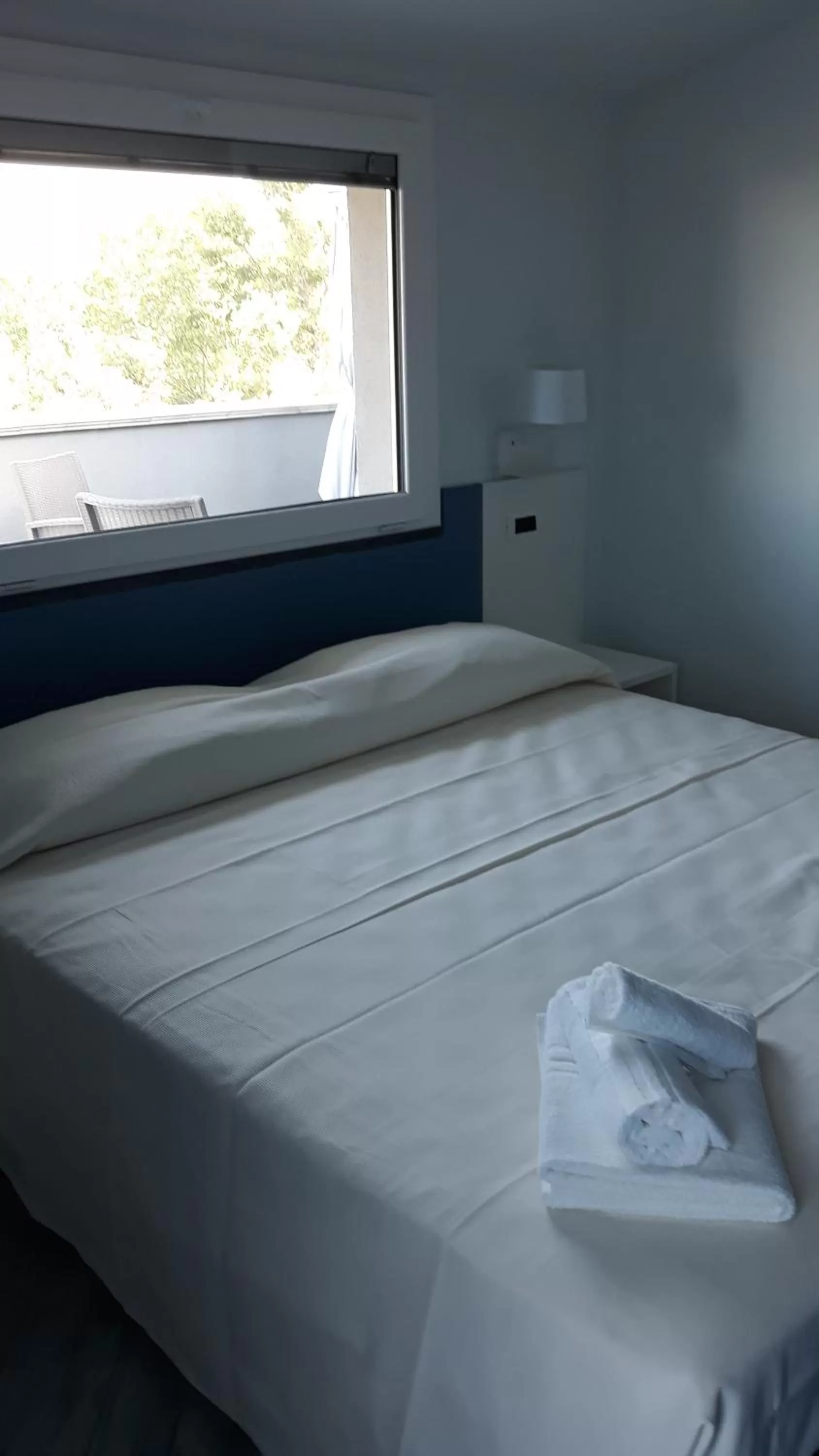 Bed in Hotel Calypso