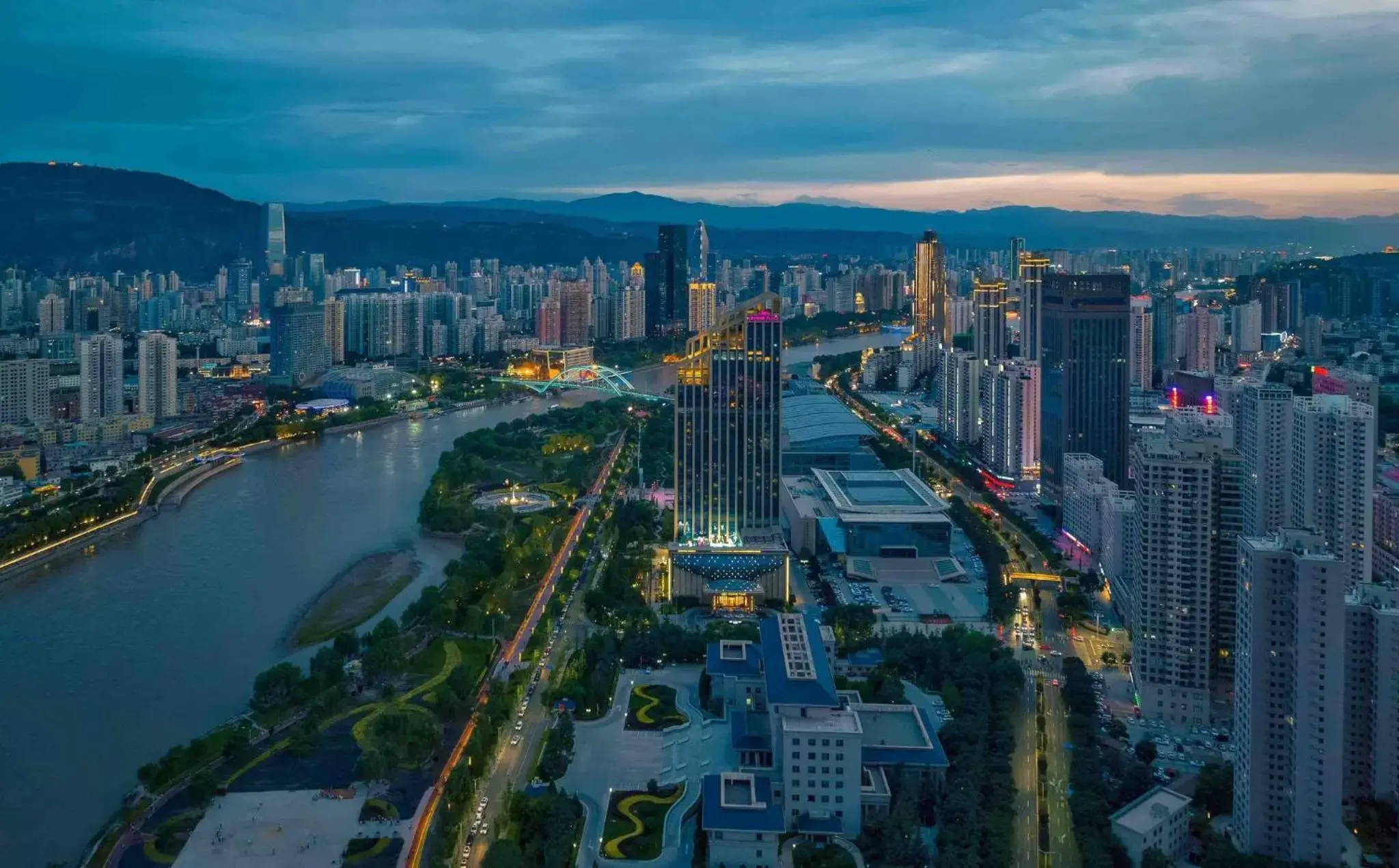 Property building, Bird's-eye View in Crowne Plaza Hotel Lanzhou, an IHG Hotel