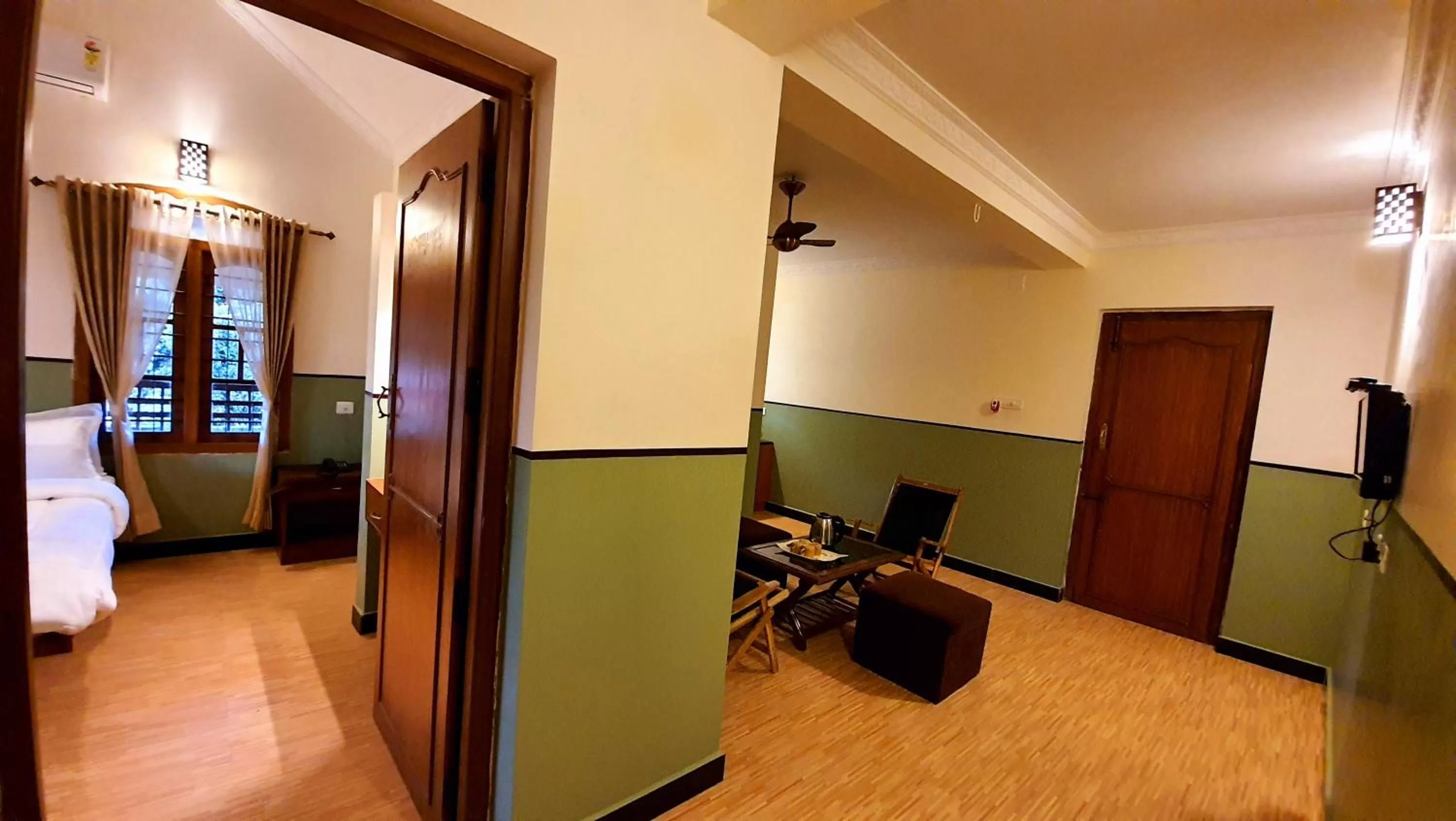 Living room in Avadale Masinagudi - Stag Groups Not Allowed