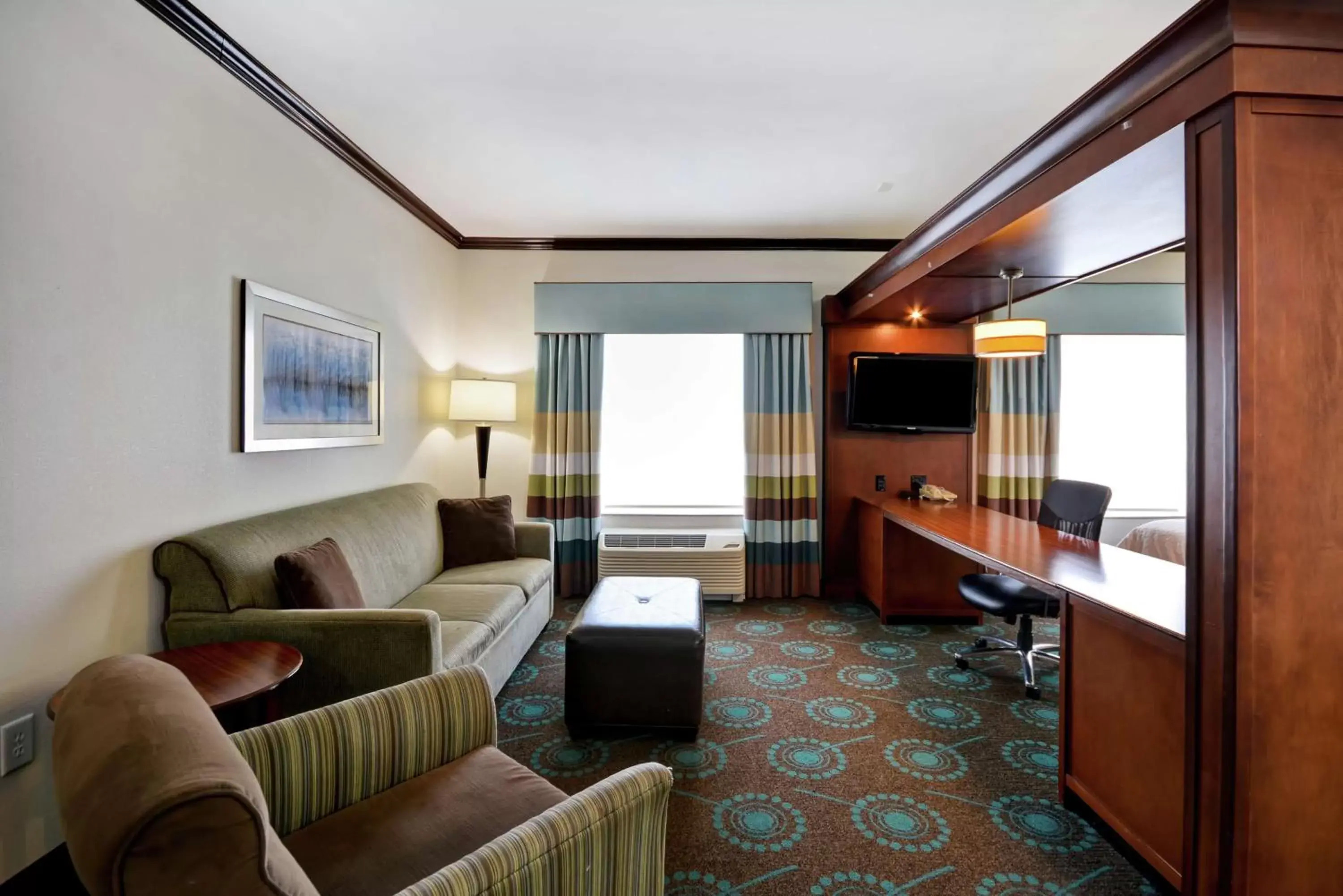 Bedroom, Seating Area in Hampton Inn & Suites San Antonio/Northeast I-35