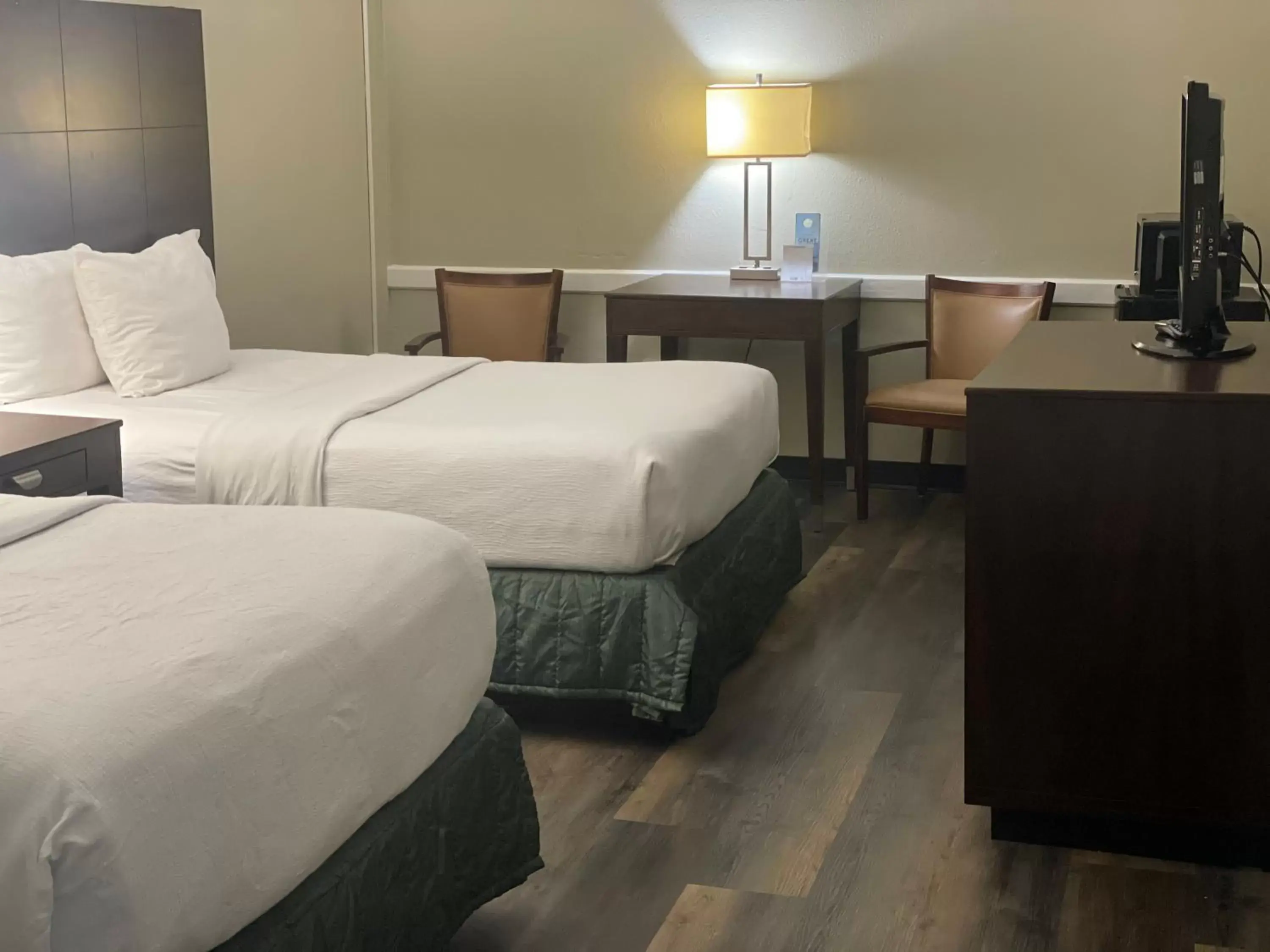 TV and multimedia, Bed in Travelodge by Wyndham Tuscaloosa