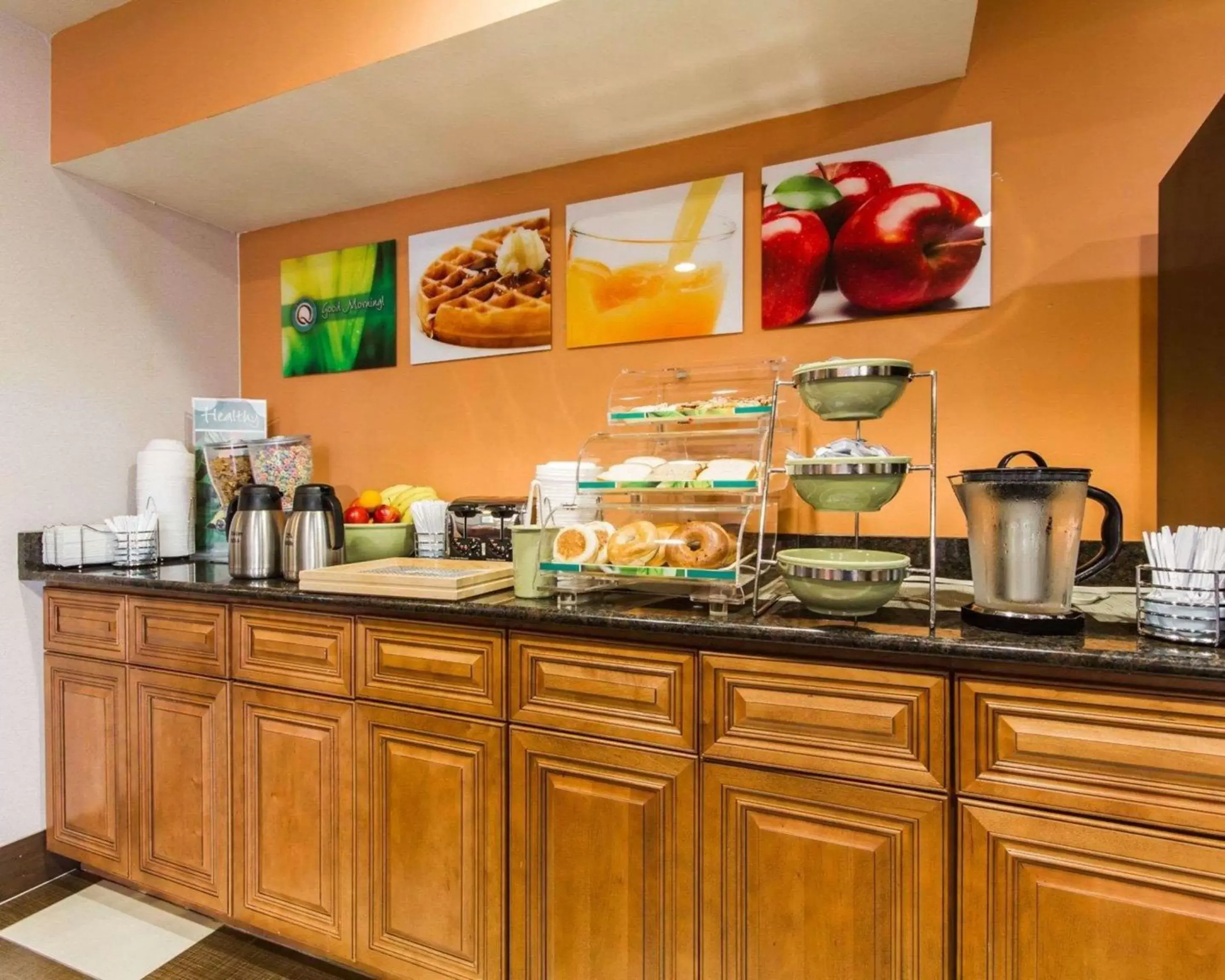 Restaurant/places to eat in Quality Inn & Suites Stoughton - Madison South