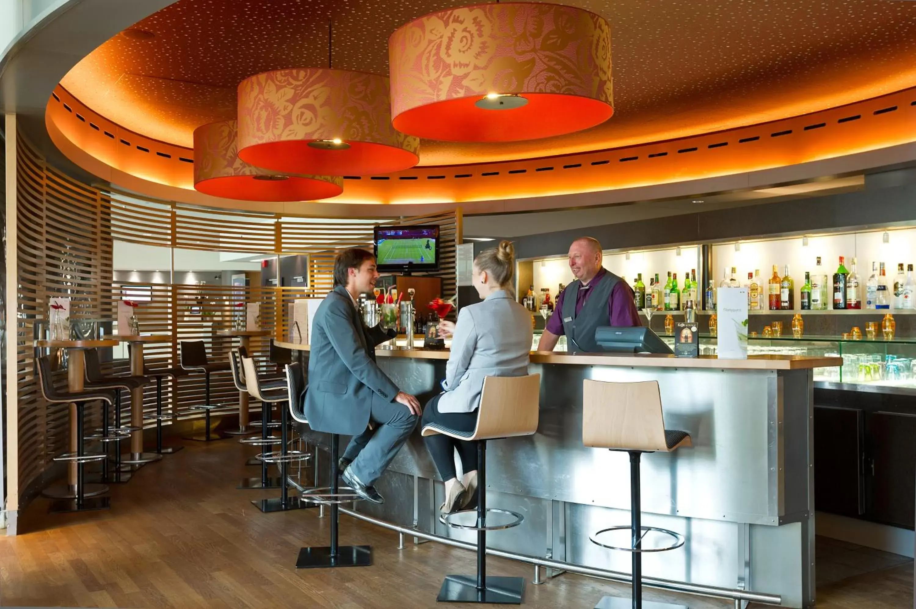 Lounge or bar in Novotel Leuven Centrum