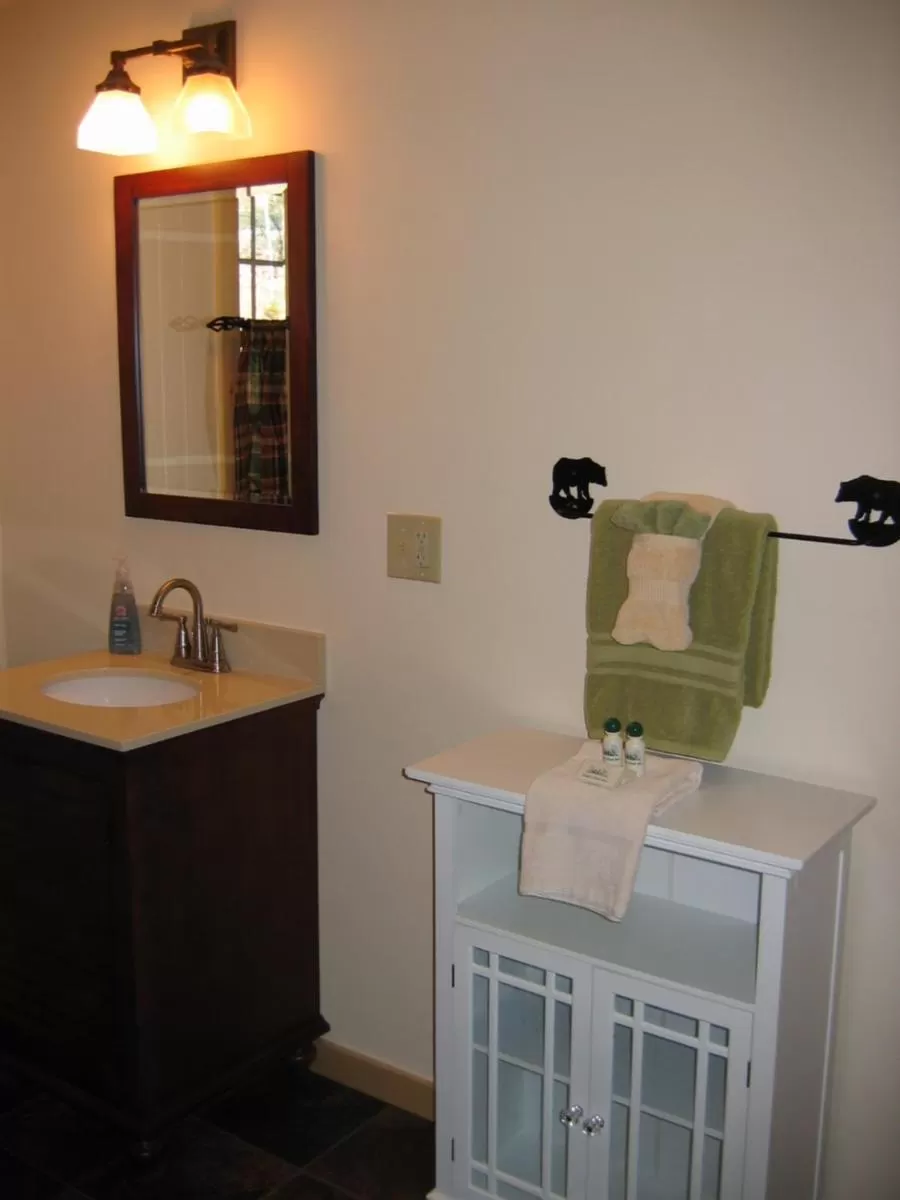 Bathroom in Trails End Inn