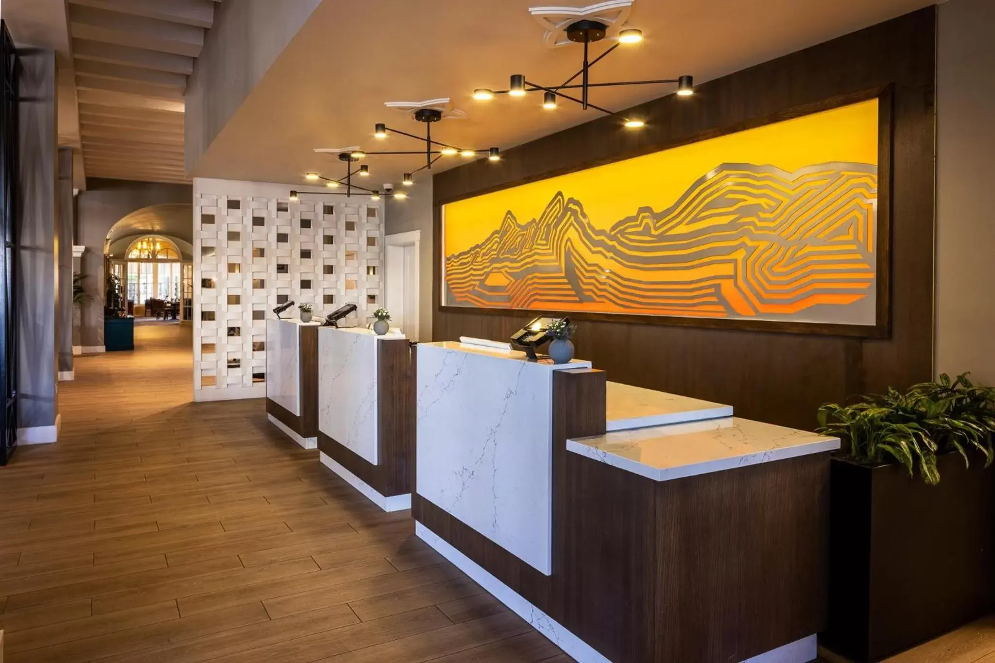 Property building in Crowne Plaza Phoenix - Chandler Golf Resort by IHG Property building in Crowne Plaza Phoenix - Chandler Golf Resort by IHG