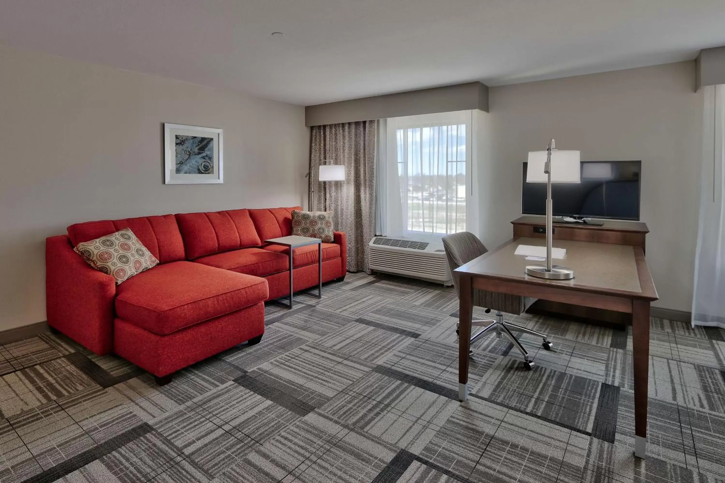 Bed, Seating Area in Hampton Inn & Suites Artesia