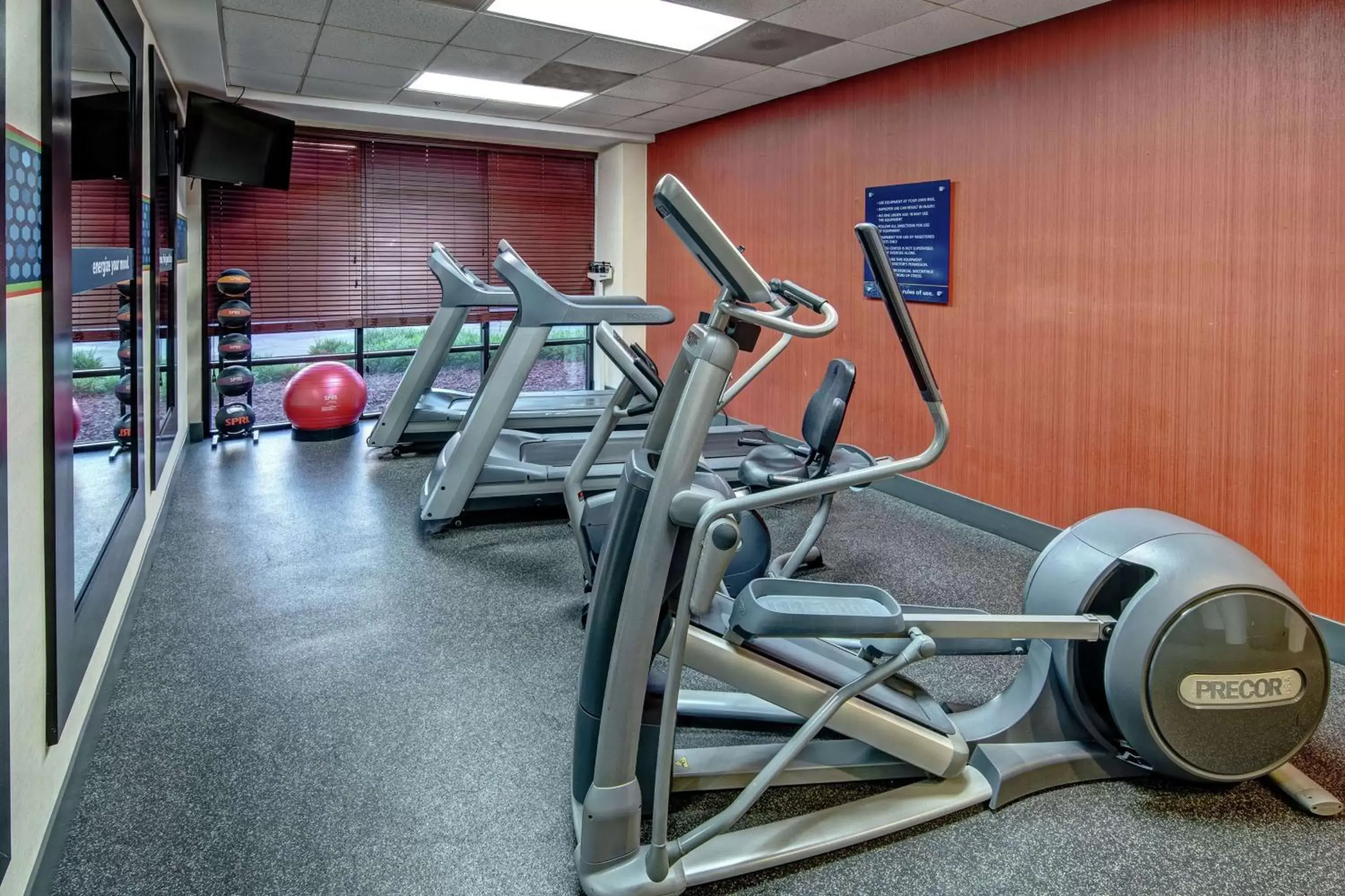 Fitness centre/facilities, Fitness Center/Facilities in Hampton Inn Elizabeth City