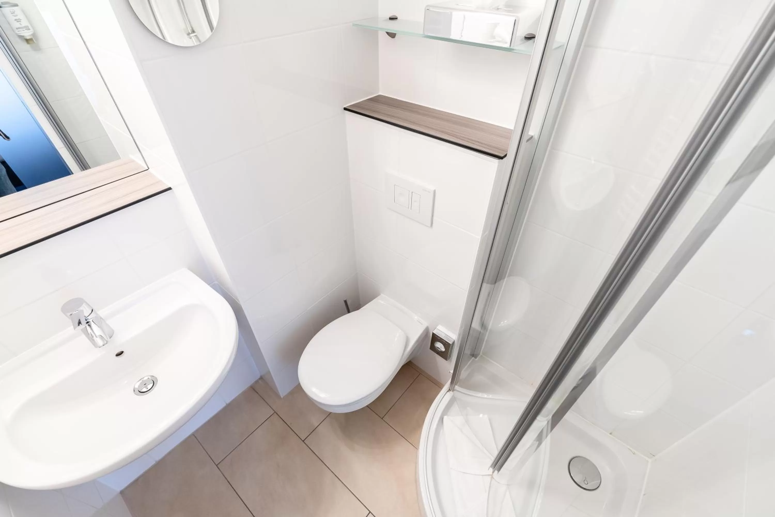 Bathroom in Hotel Demas City