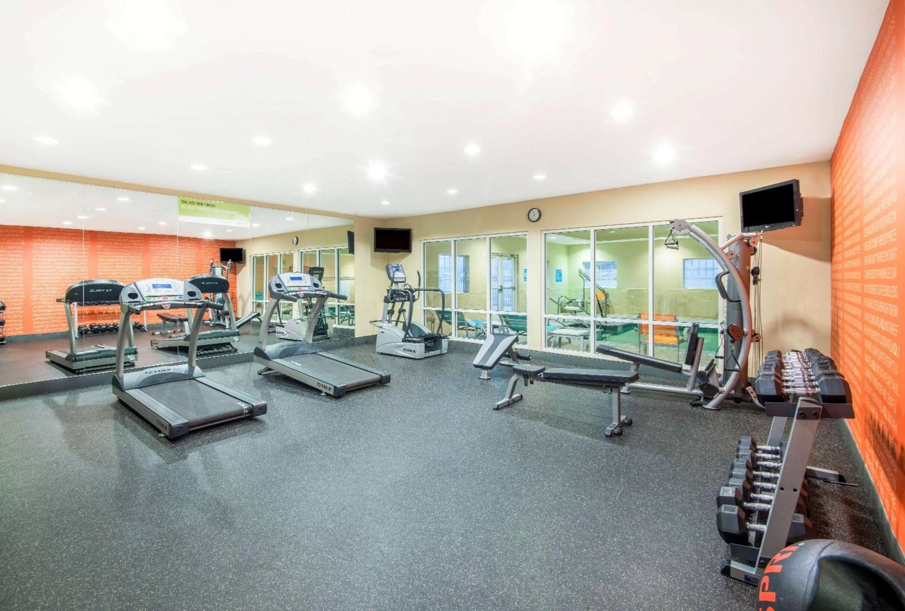 Fitness centre/facilities in La Quinta by Wyndham Clinton Historic Route 66