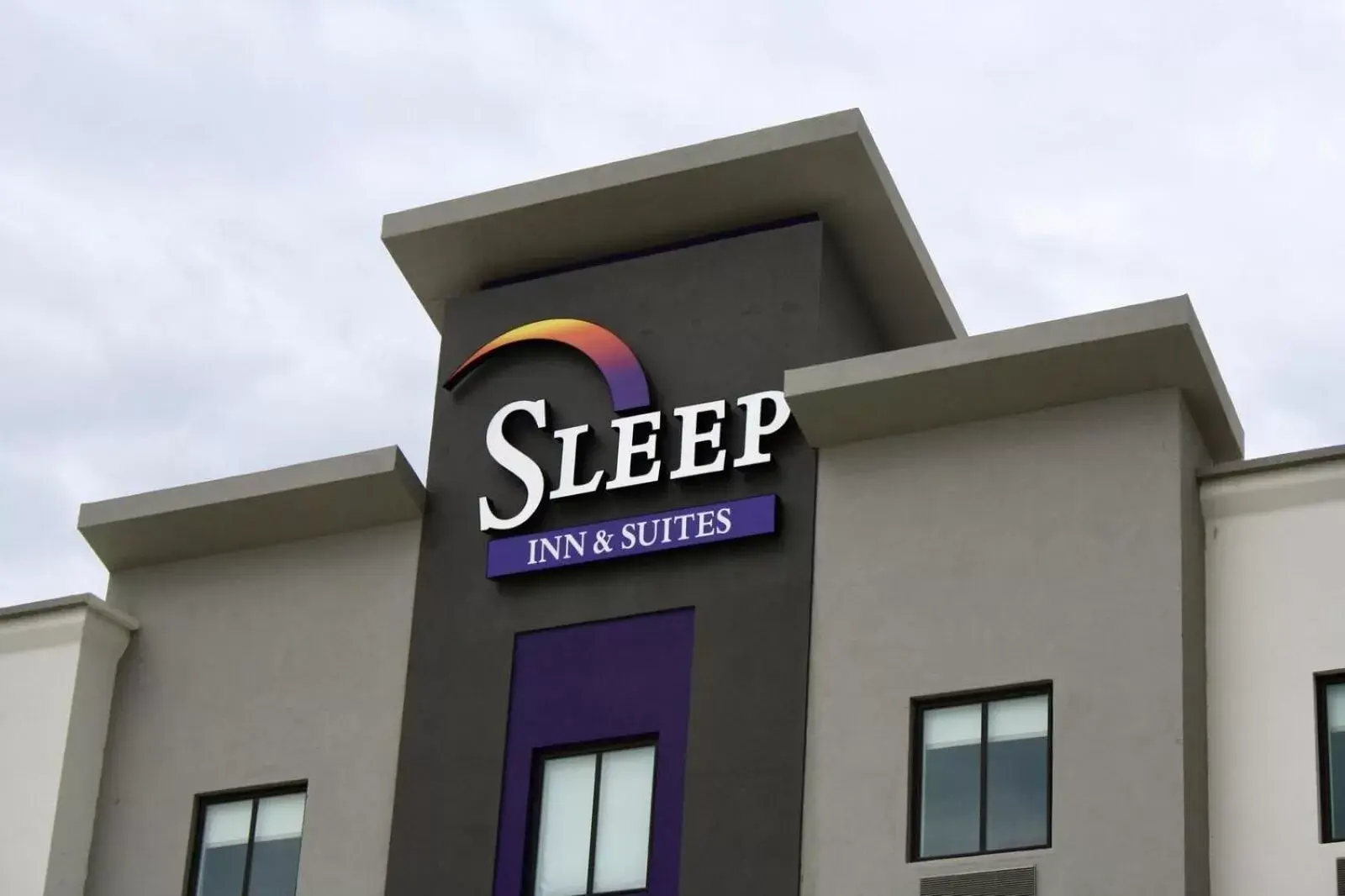 Property Building in Sleep Inn & Suites Galion