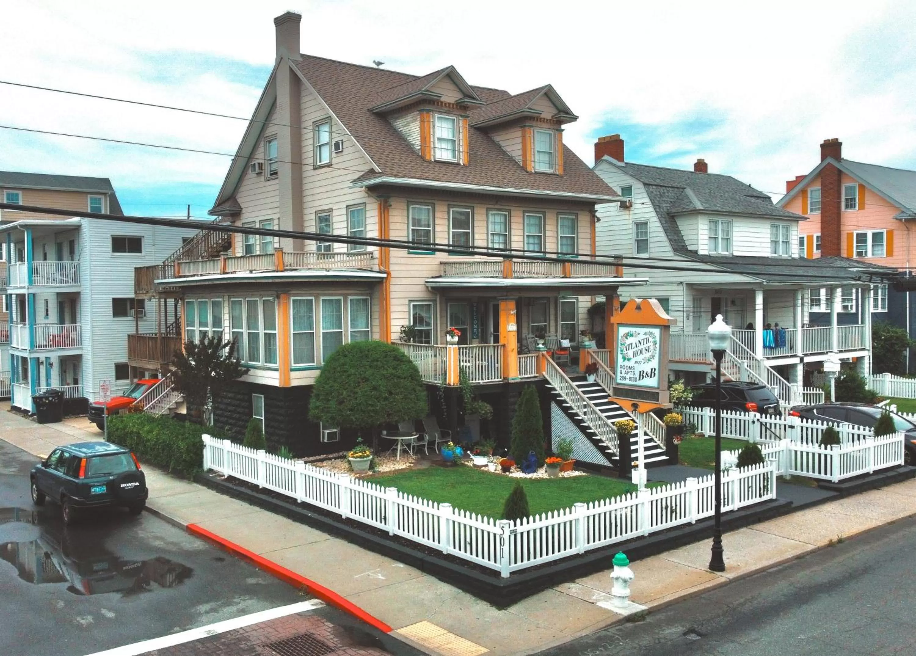 Property Building in Atlantic House Bed & Breakfast