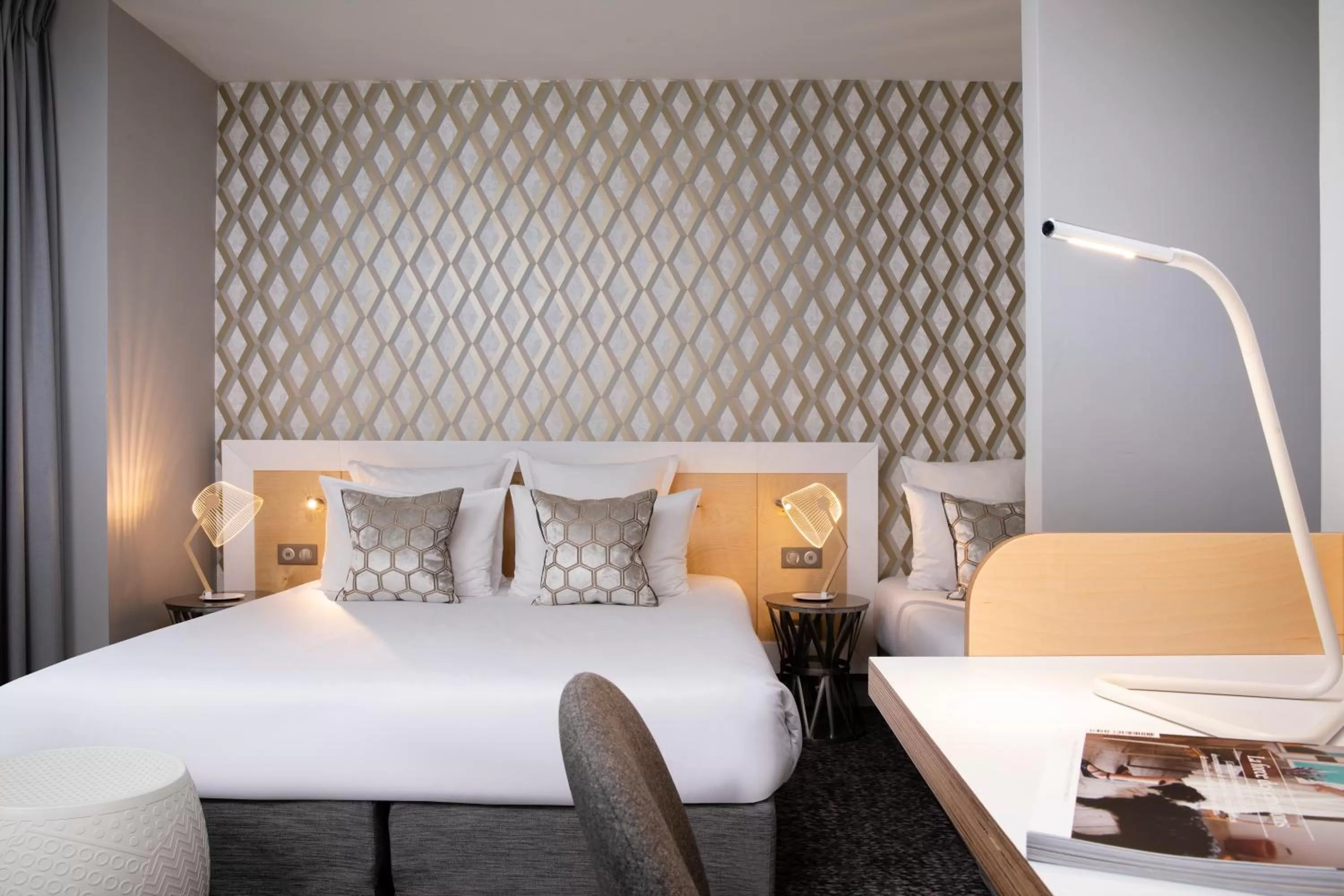 Photo of the whole room, Bed in Paris Bastille