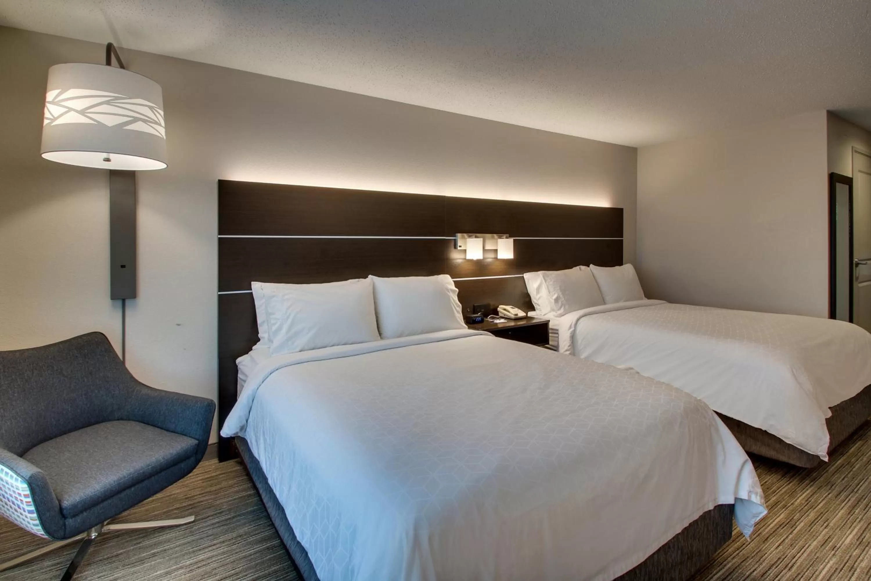 Photo of the whole room, Bed in Holiday Inn Express Georgetown by IHG