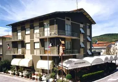 Bird's eye view, Property Building in Hotel Chenno