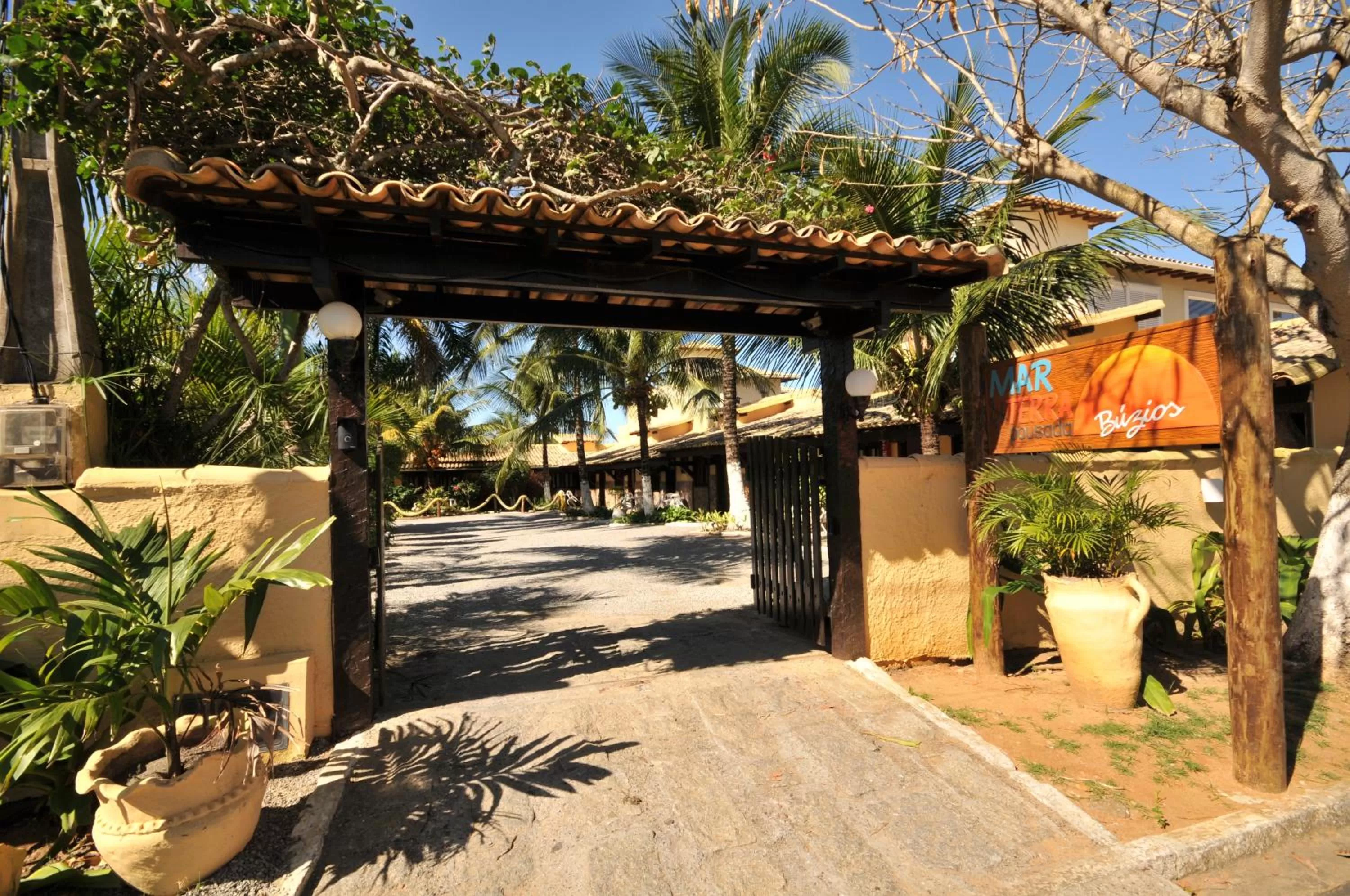 Facade/entrance in Mar e Terra Concept Pousada