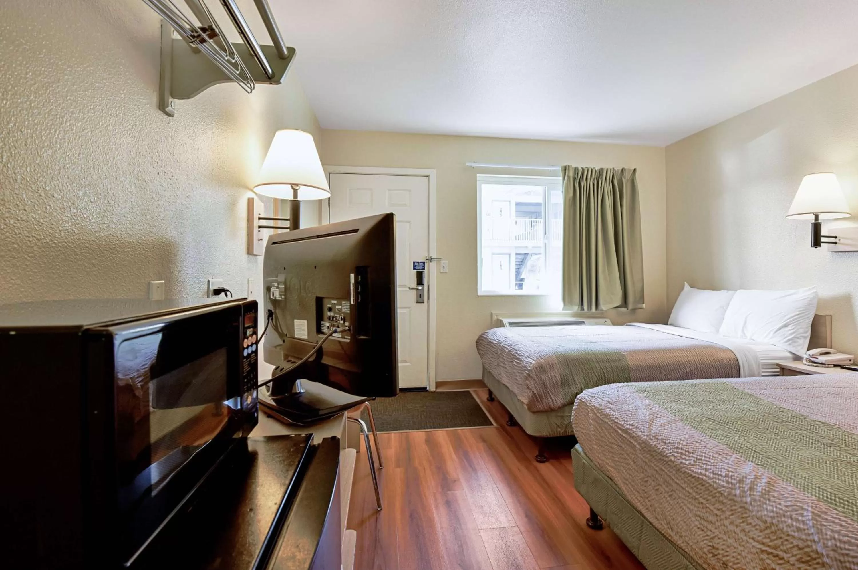 TV and multimedia, Bed in Motel 6-South Lake Tahoe, CA