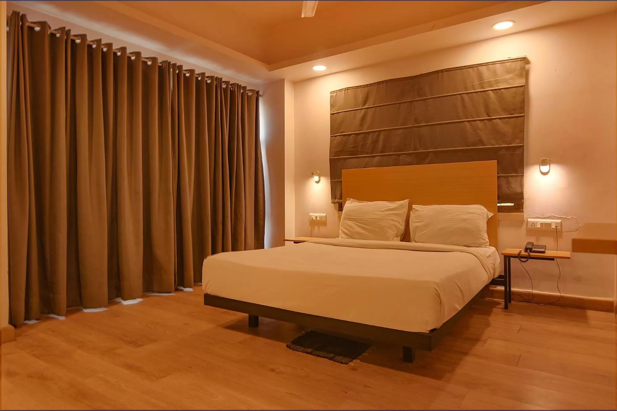 View (from property/room), Bed in FabHotel Suncitel Dum Dum Airport