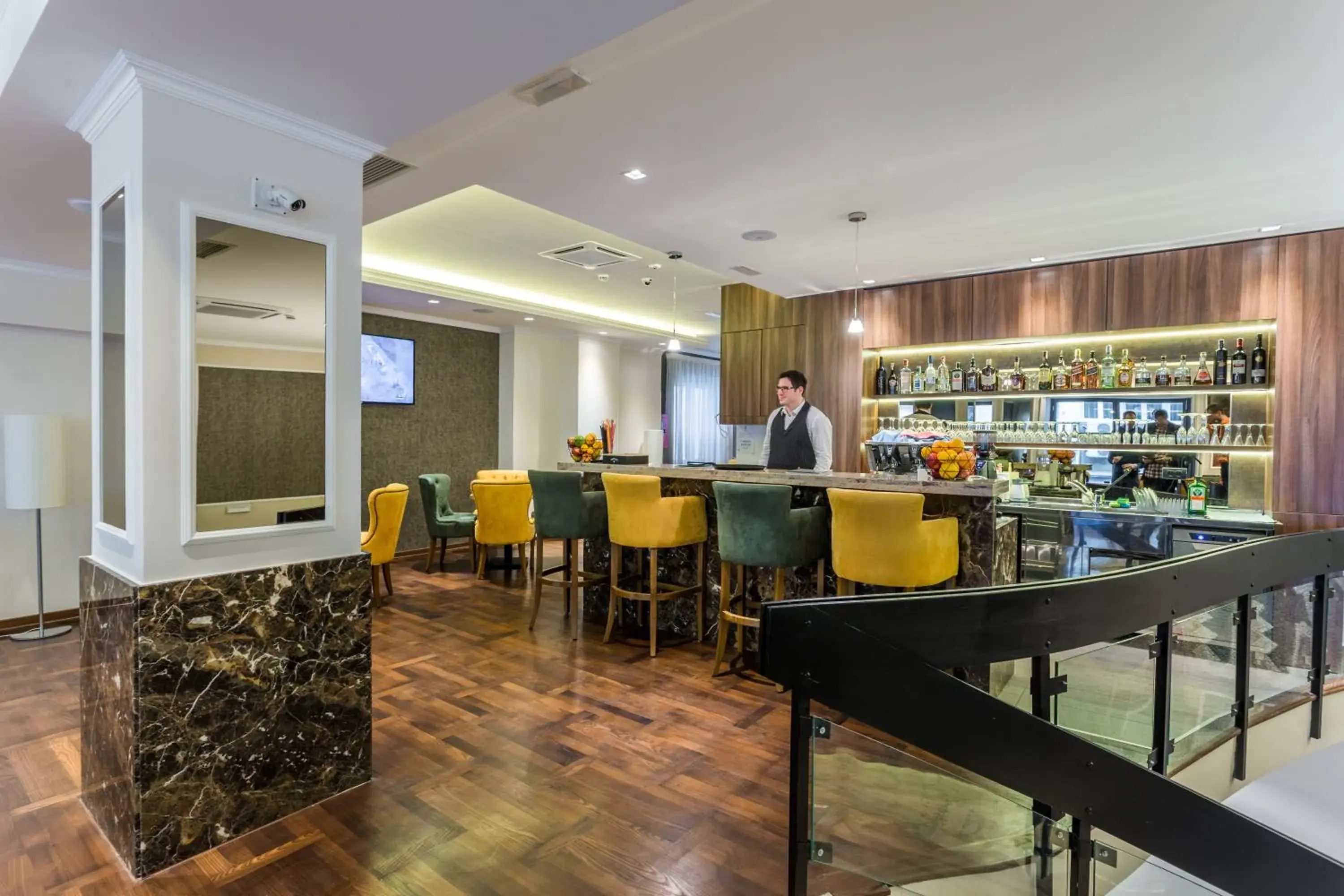 Lounge or bar in Hotel Royal Inn