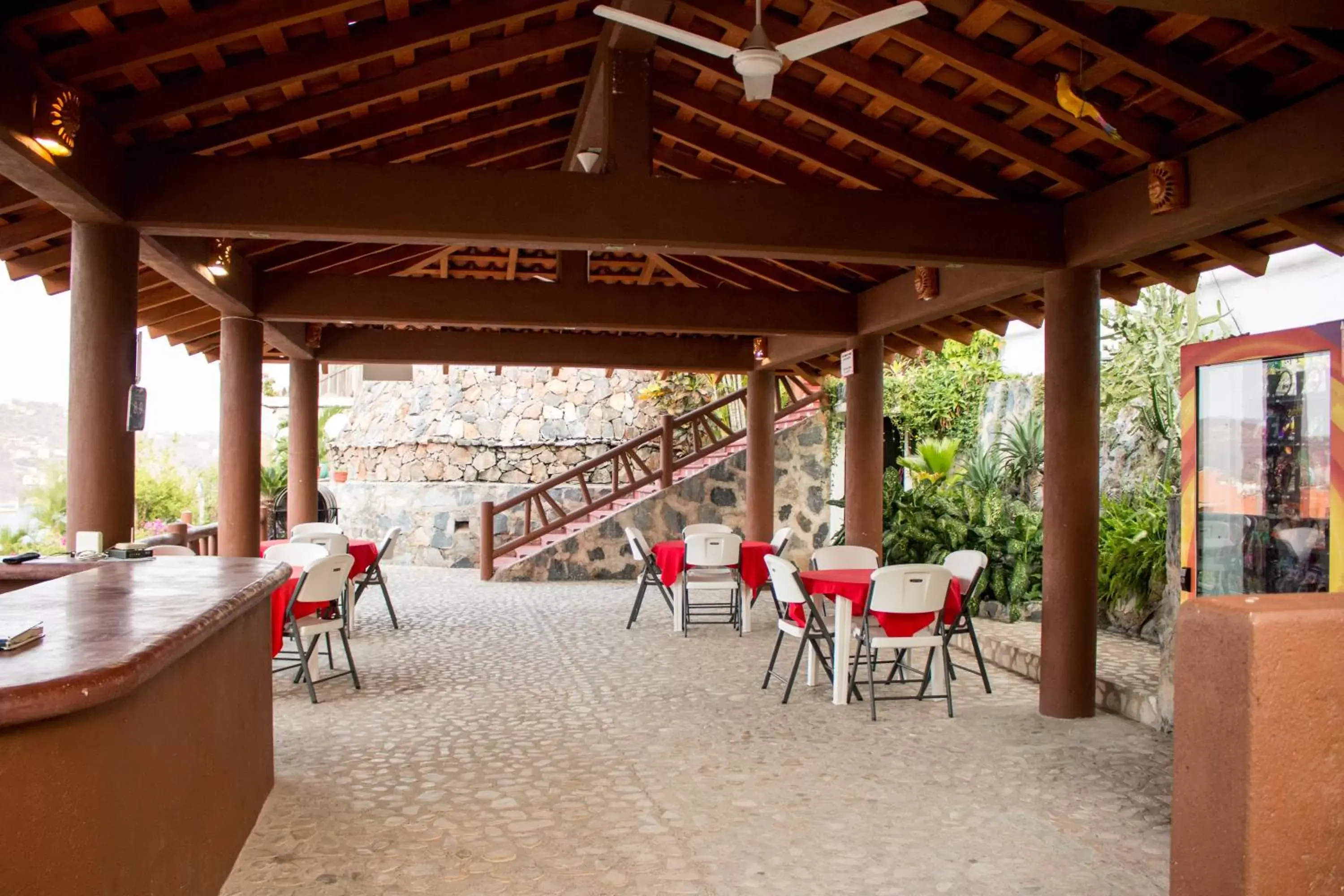 BBQ facilities, Restaurant/Places to Eat in Villas El Morro