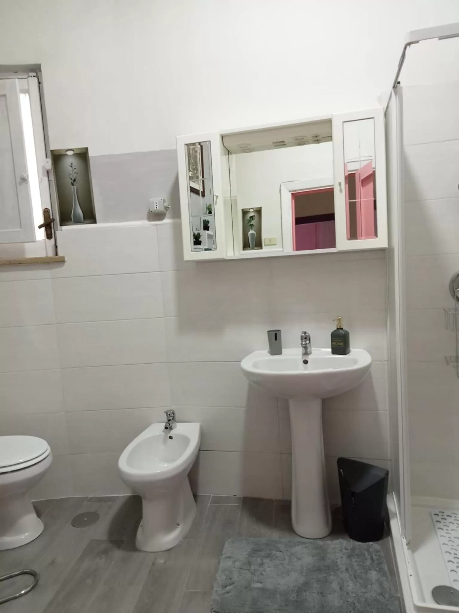 Shower, Bathroom in La Terrazza di Monica & Teresa