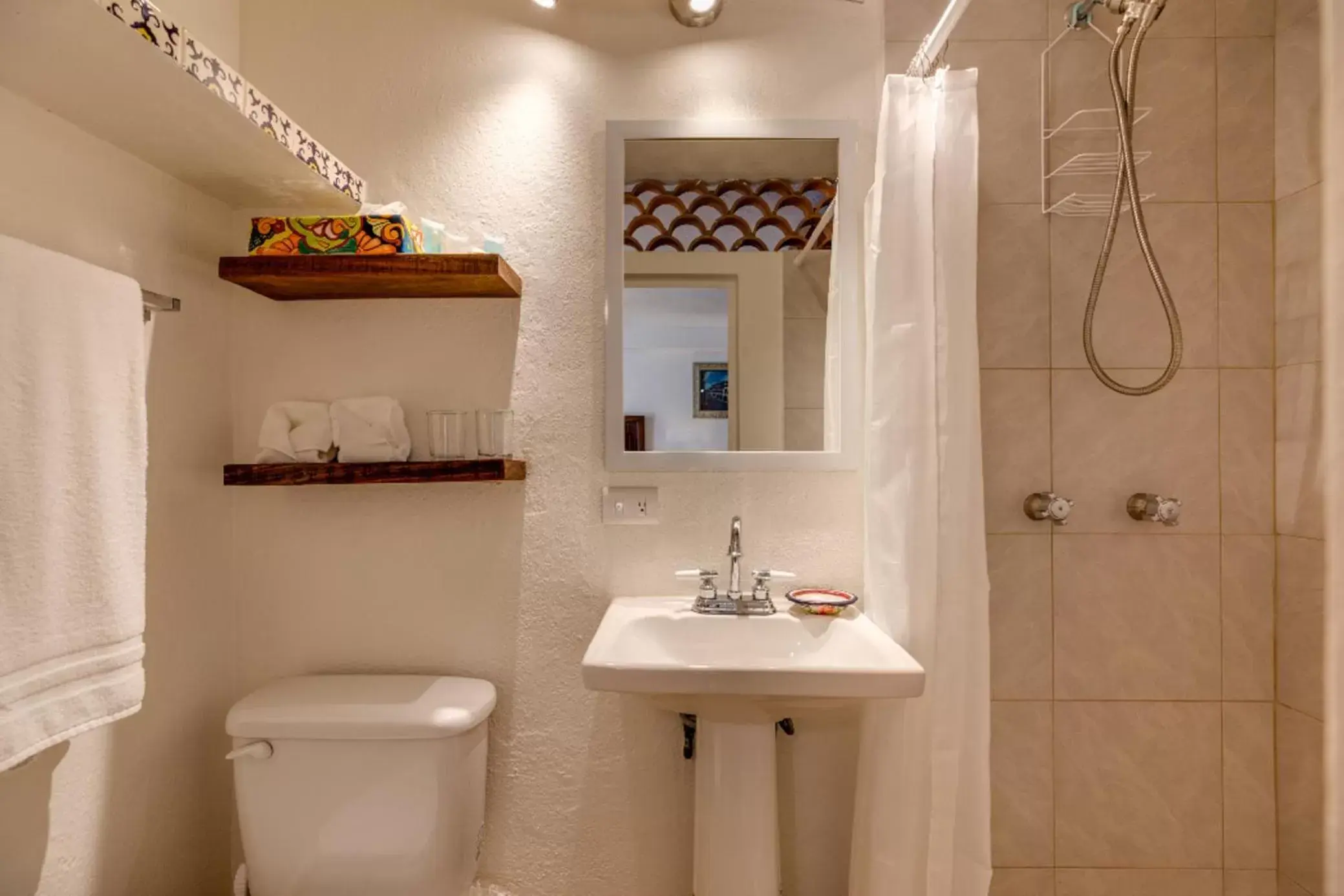 Bathroom in ZonaZ Boutique Hotel