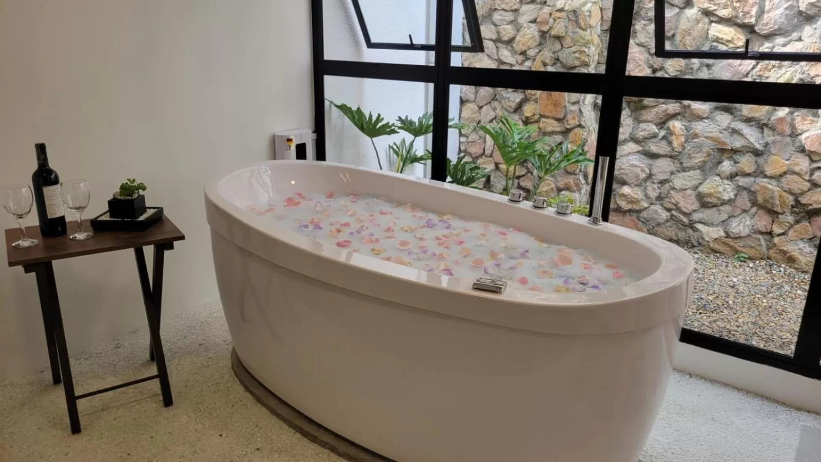 Bath in Hotel Piedras De Maní