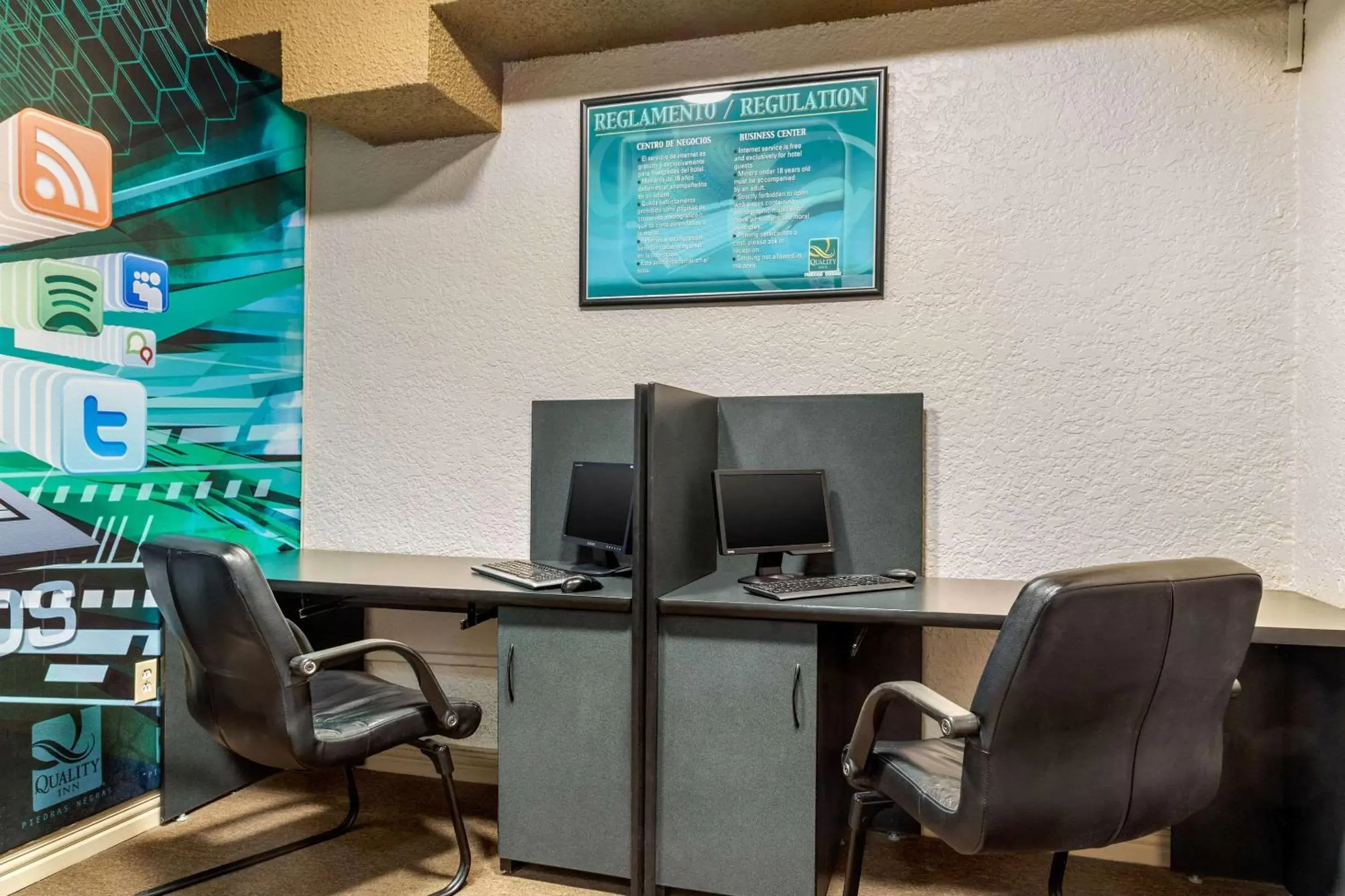 On site, Business Area/Conference Room in Quality Inn Piedras Negras