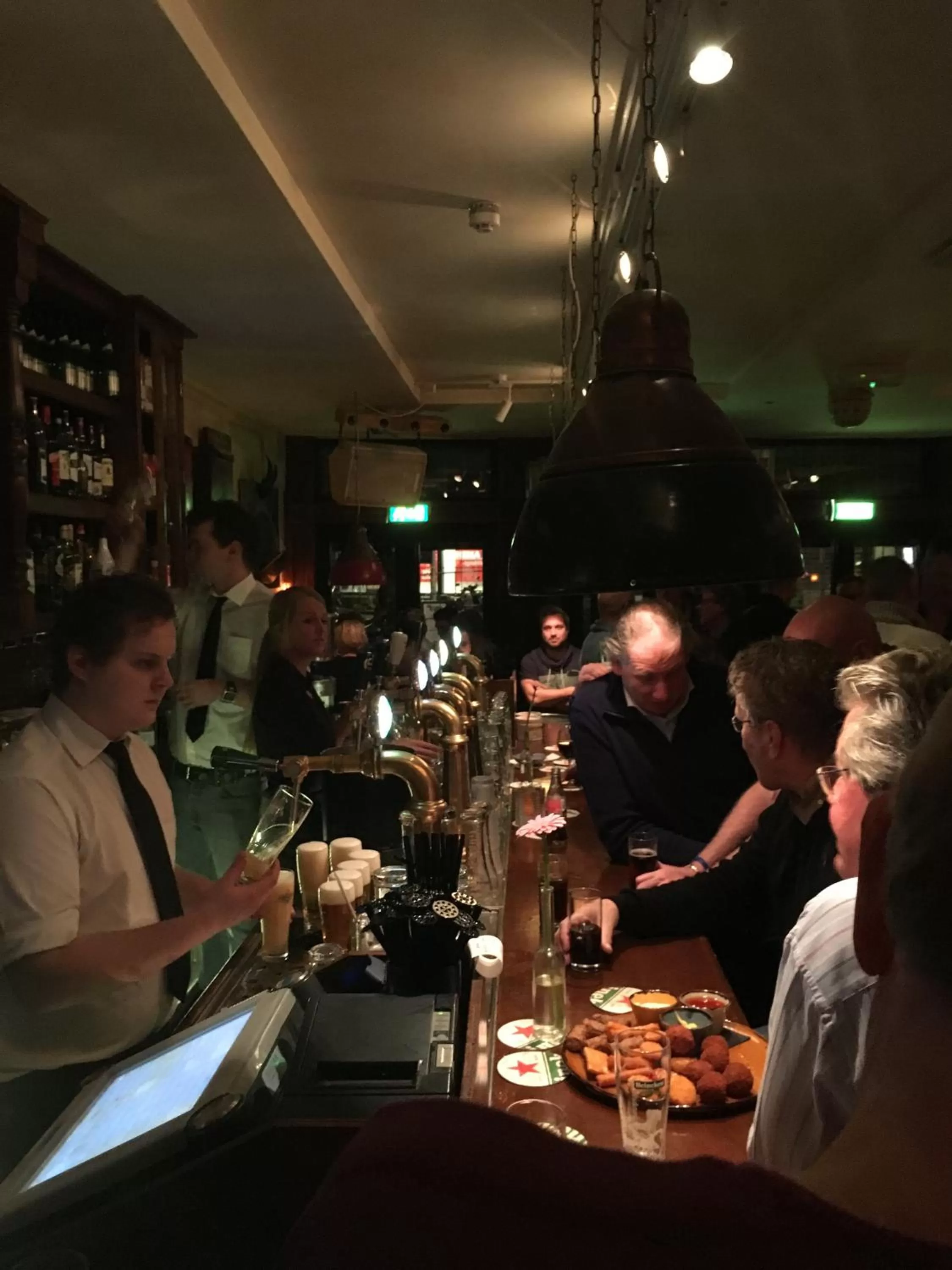 Nightclub / DJ in Beach Hotel Katwijk