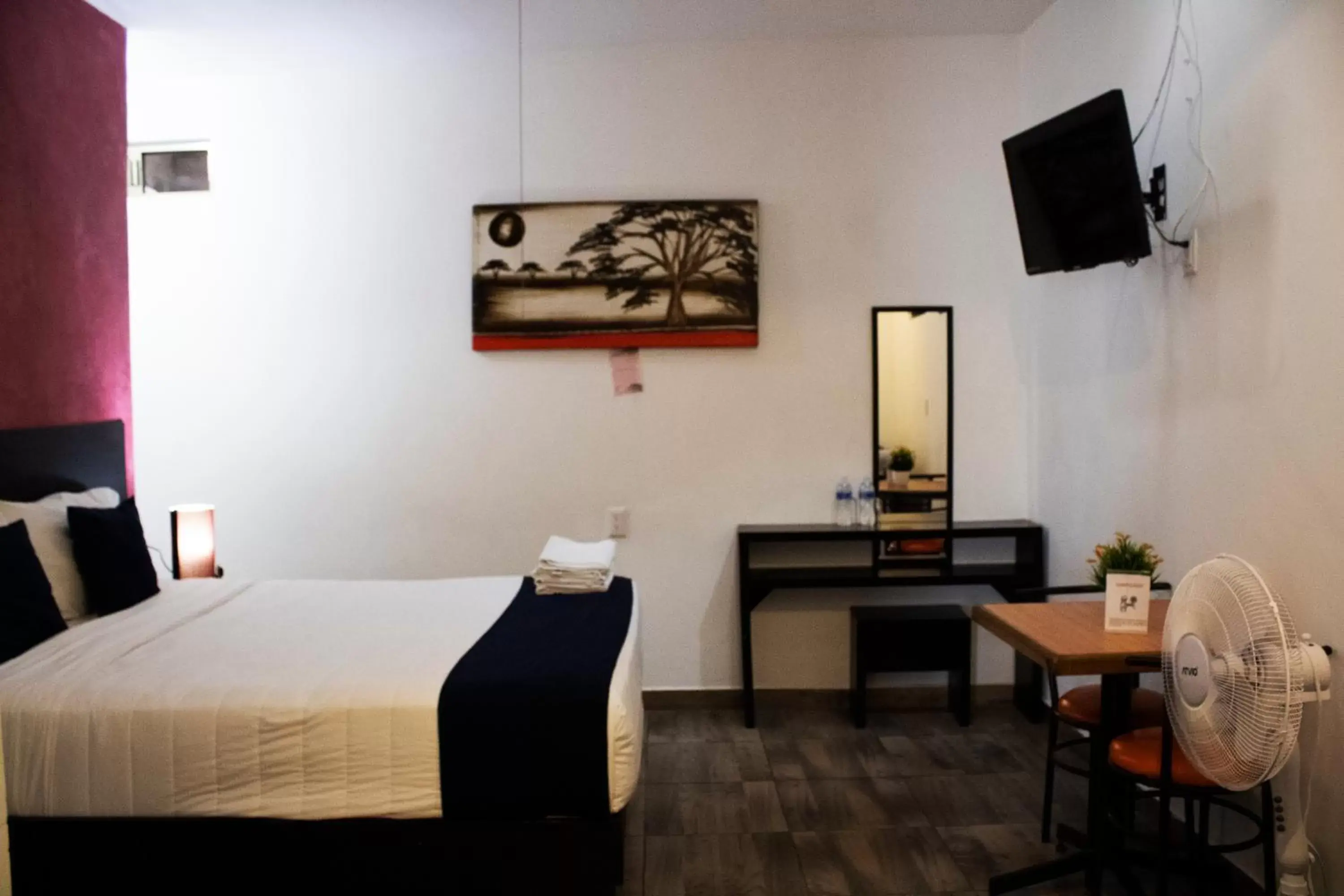 Bedroom, Bed in Hotel Gandag