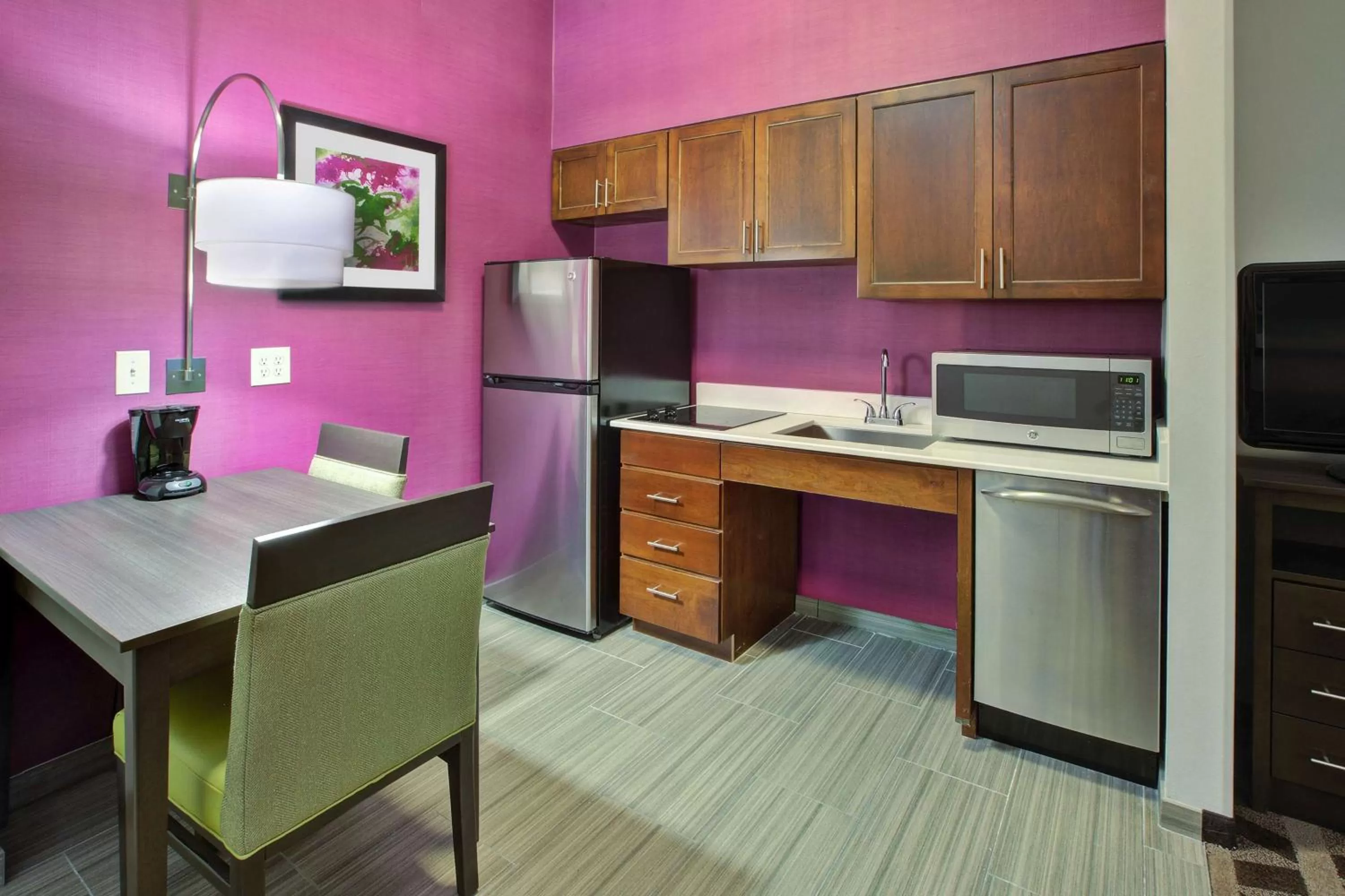 Kitchen or kitchenette in Homewood Suites by Hilton Dayton South