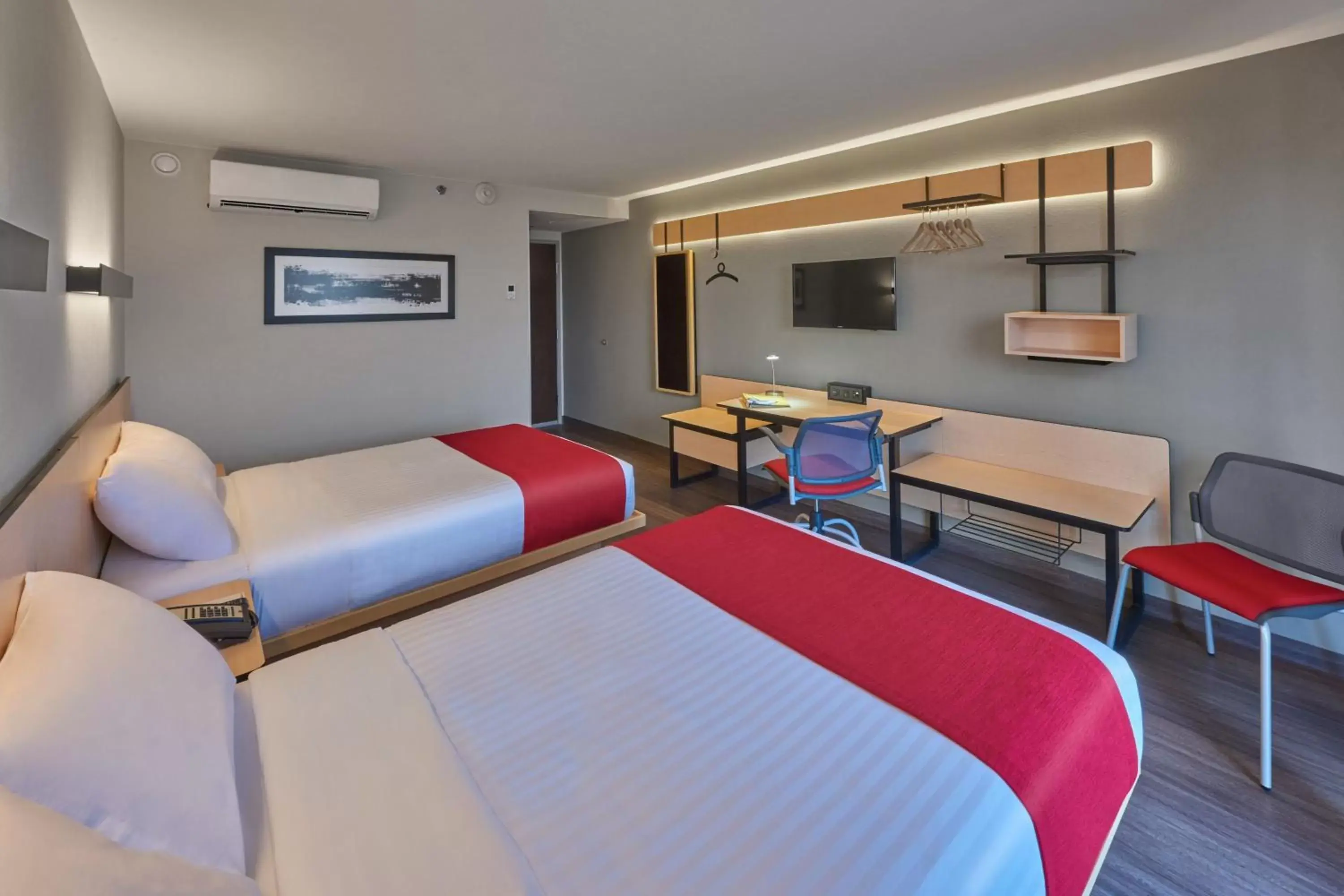 Photo of the whole room in City Express by Marriott Mérida