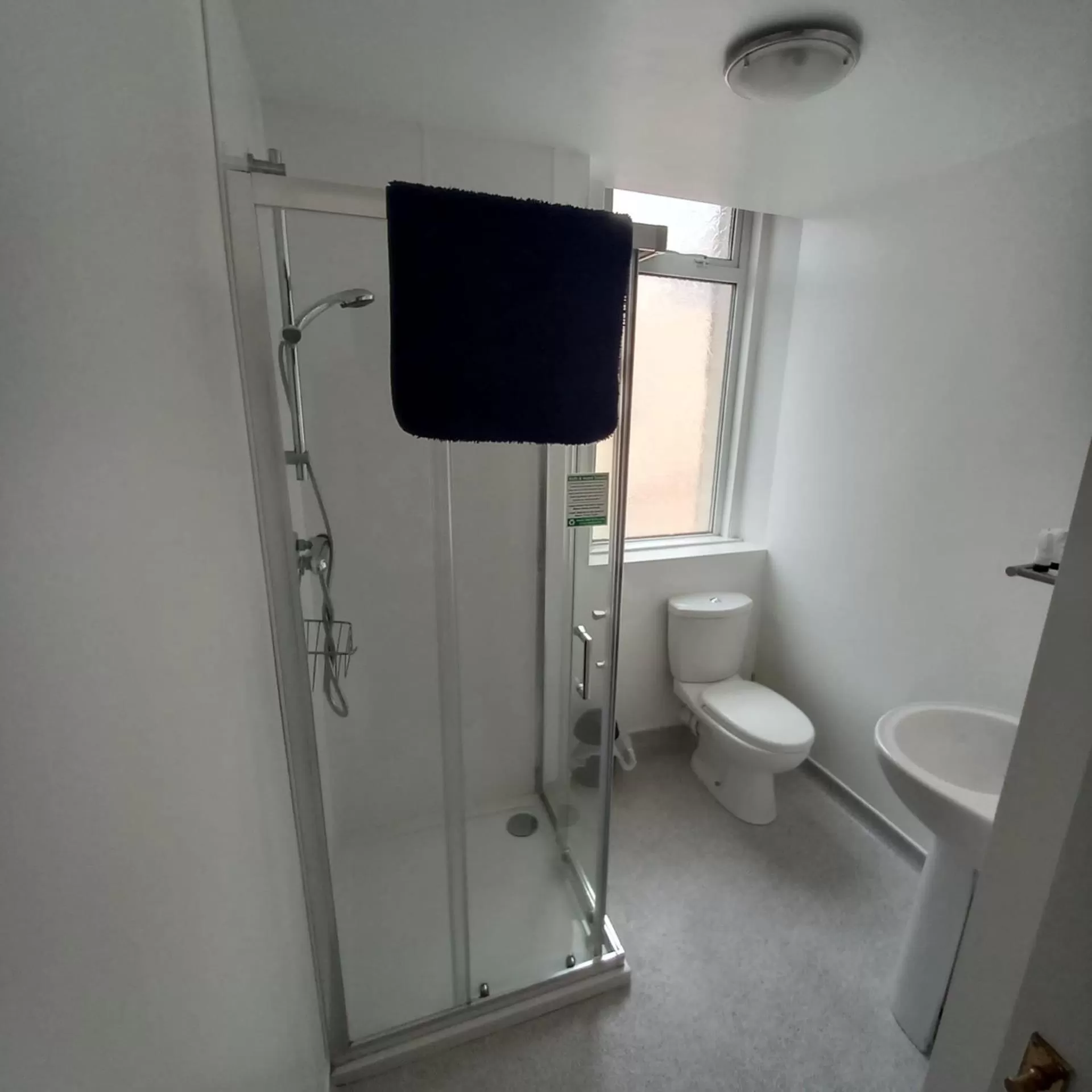 Shower in Bayswater House