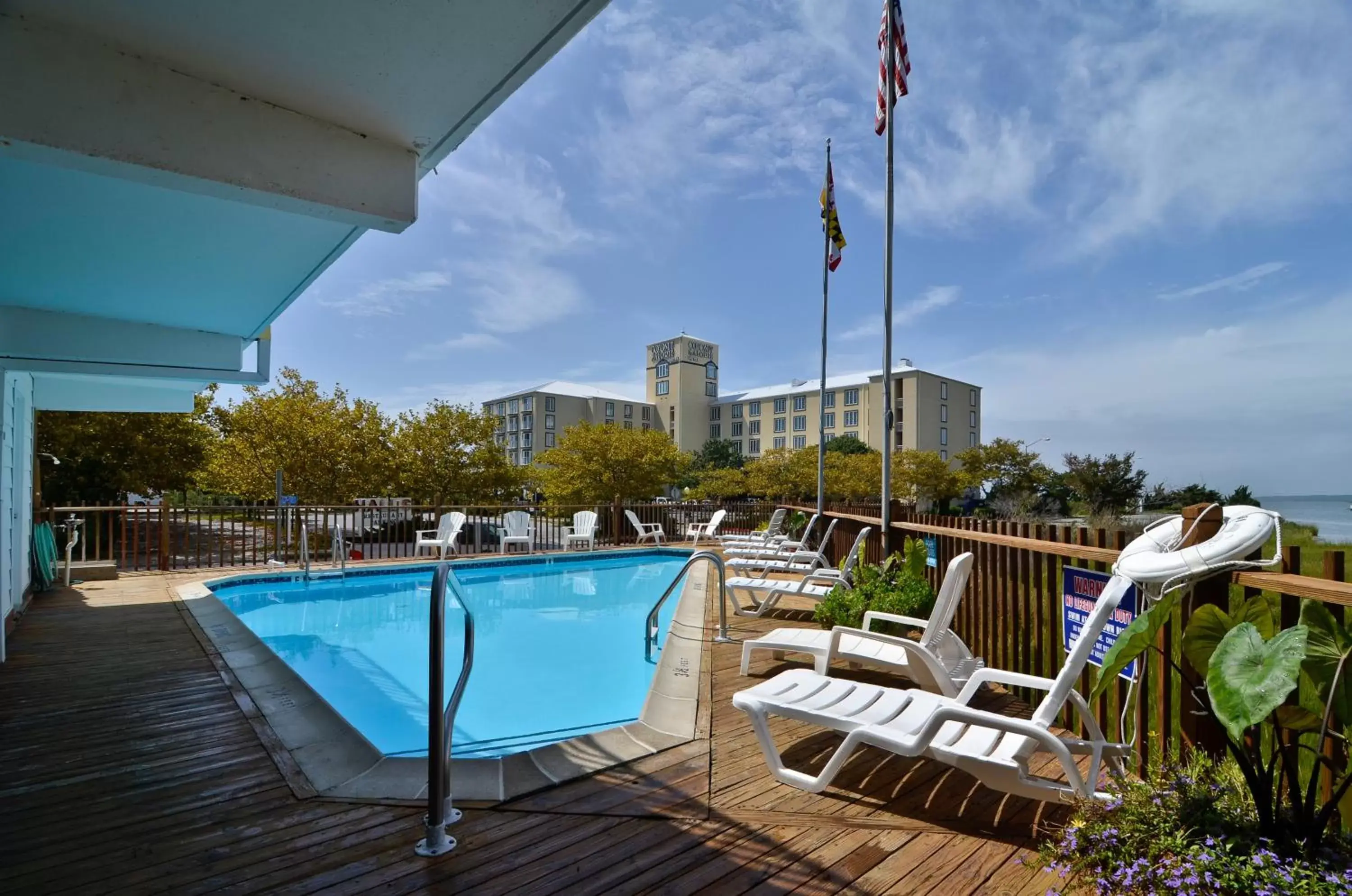 Facade/entrance, Swimming Pool in Sea Bay Hotel