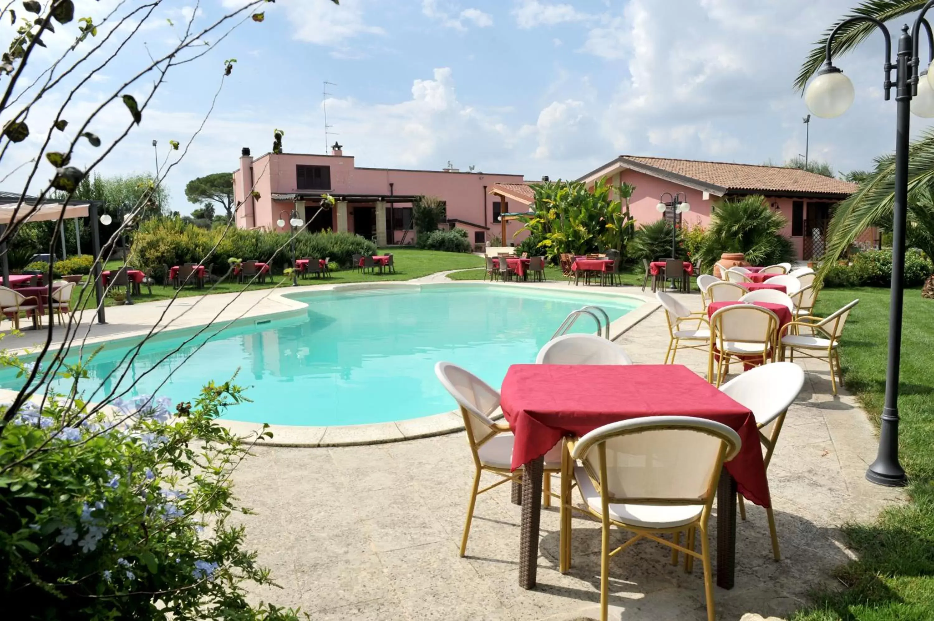 Restaurant/places to eat, Swimming Pool in B&B Lu Casale