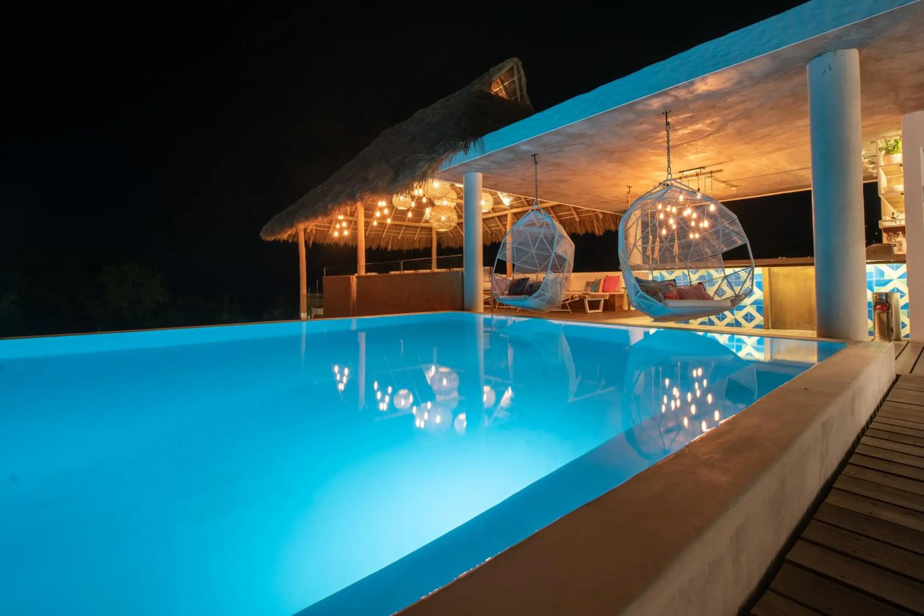 Night, Swimming Pool in Sayulinda Hotel