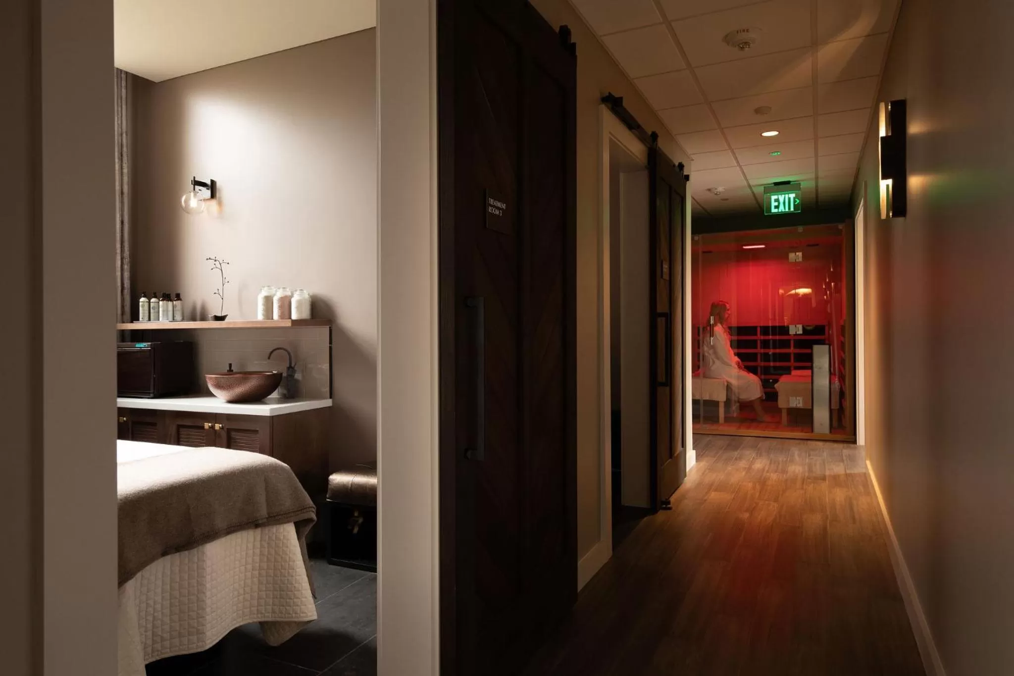 Spa and wellness centre/facilities, Bed in The Lodge at St Edward Park