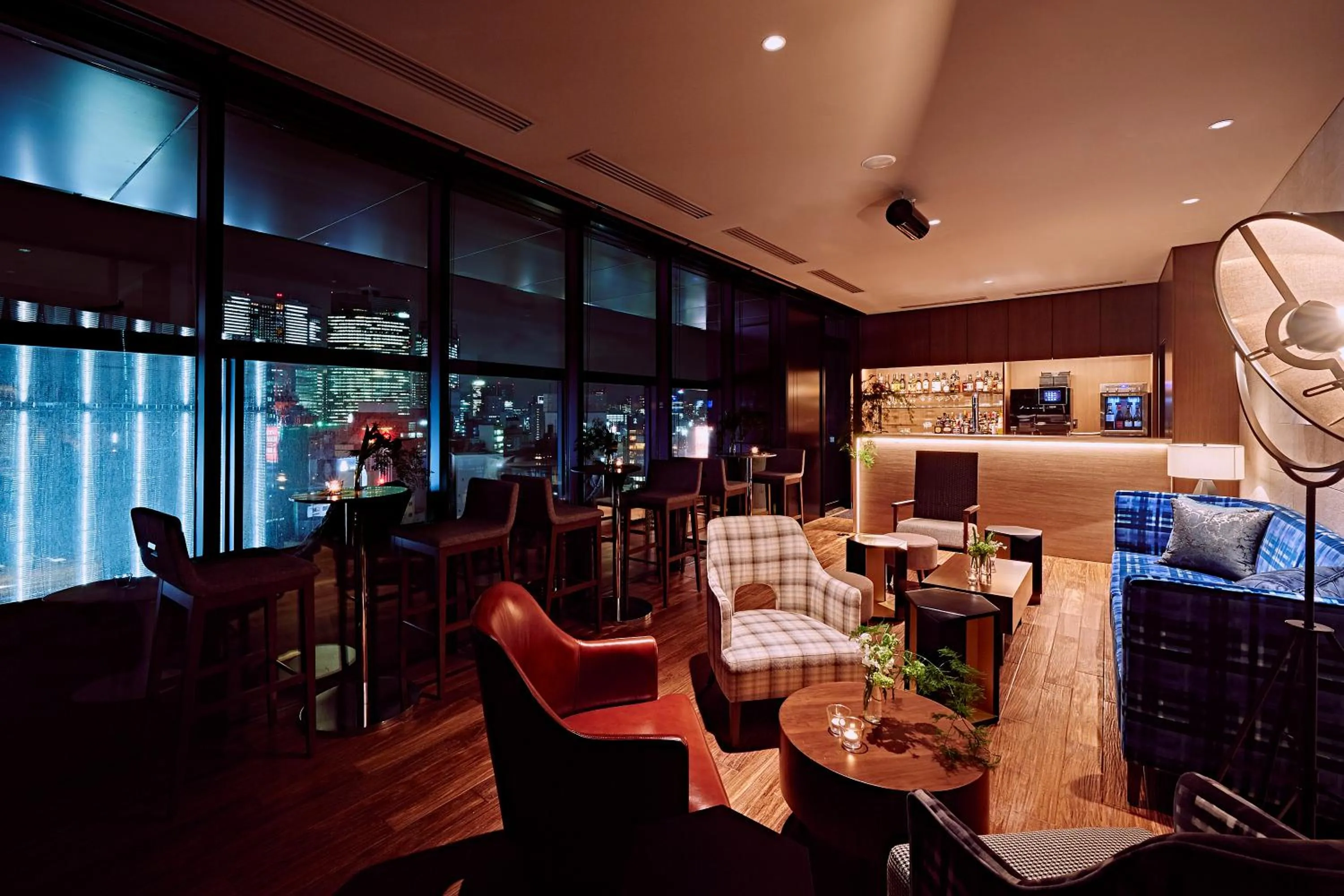 Lounge or bar in The Gate Hotel Tokyo by Hulic