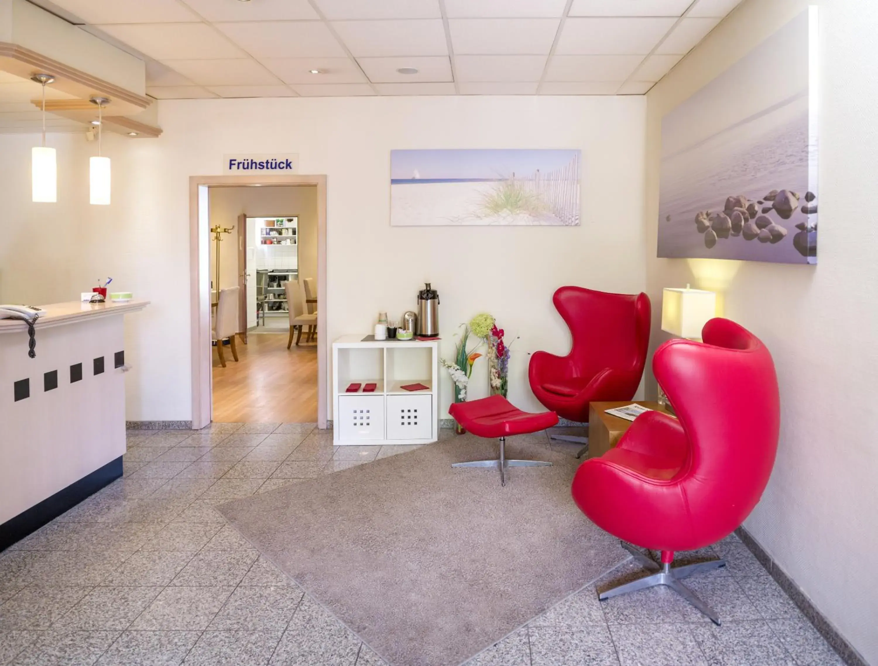 Lobby or reception in Hotel Königstein Kiel by Tulip Inn Lobby or reception in Hotel Königstein Kiel by Tulip Inn