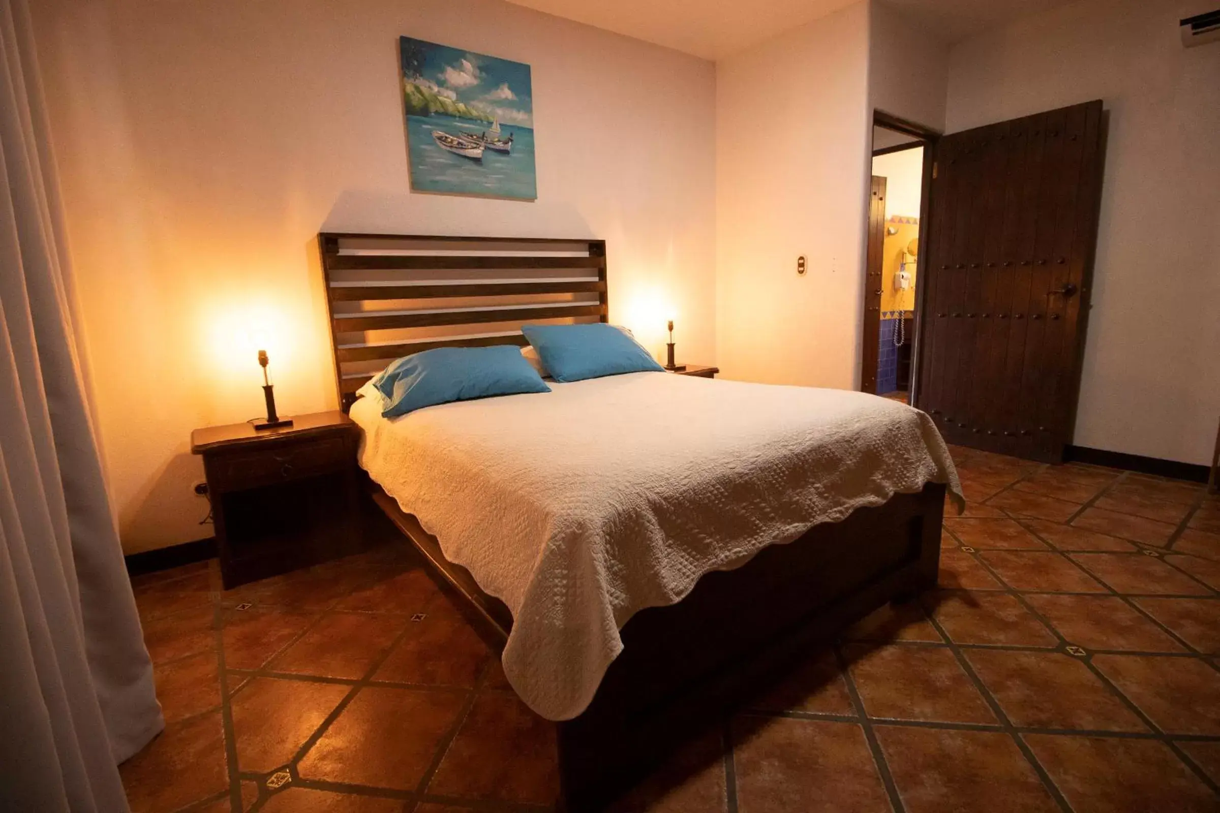 Photo of the whole room, Bed in Hotel Playa Westfalia