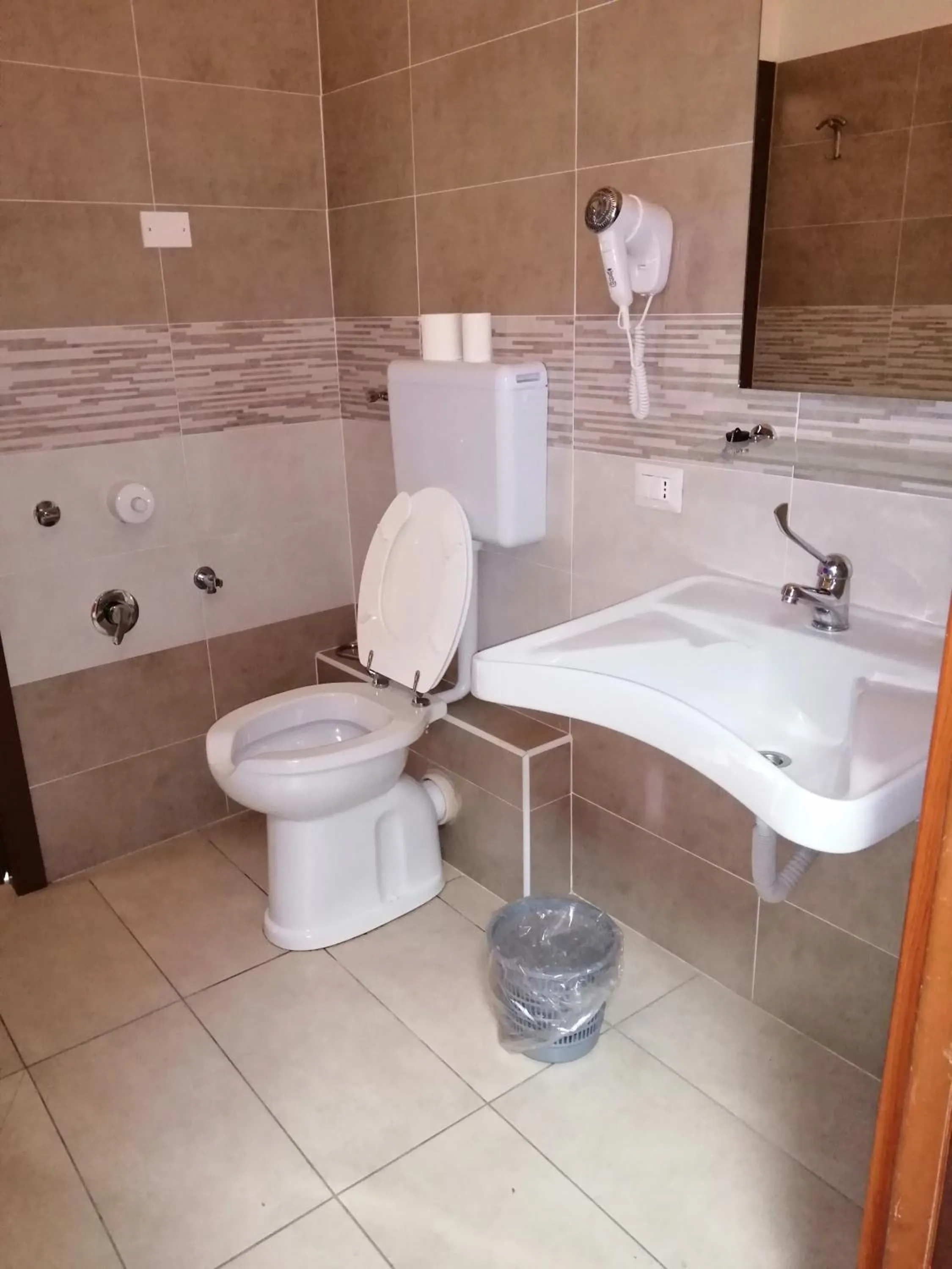 Bathroom in Hotel Salus