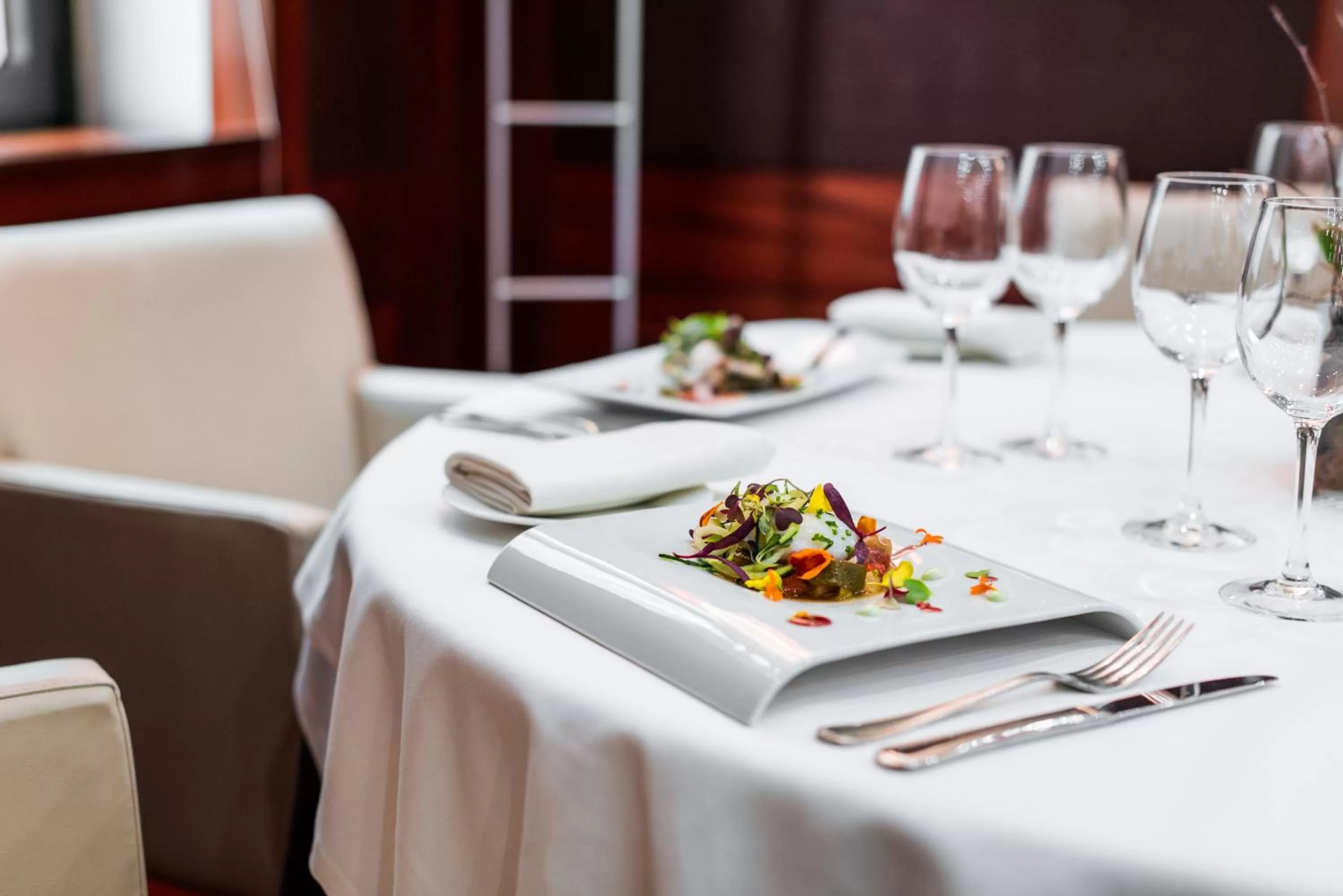 Restaurant/places to eat in Hotel Silken Indautxu